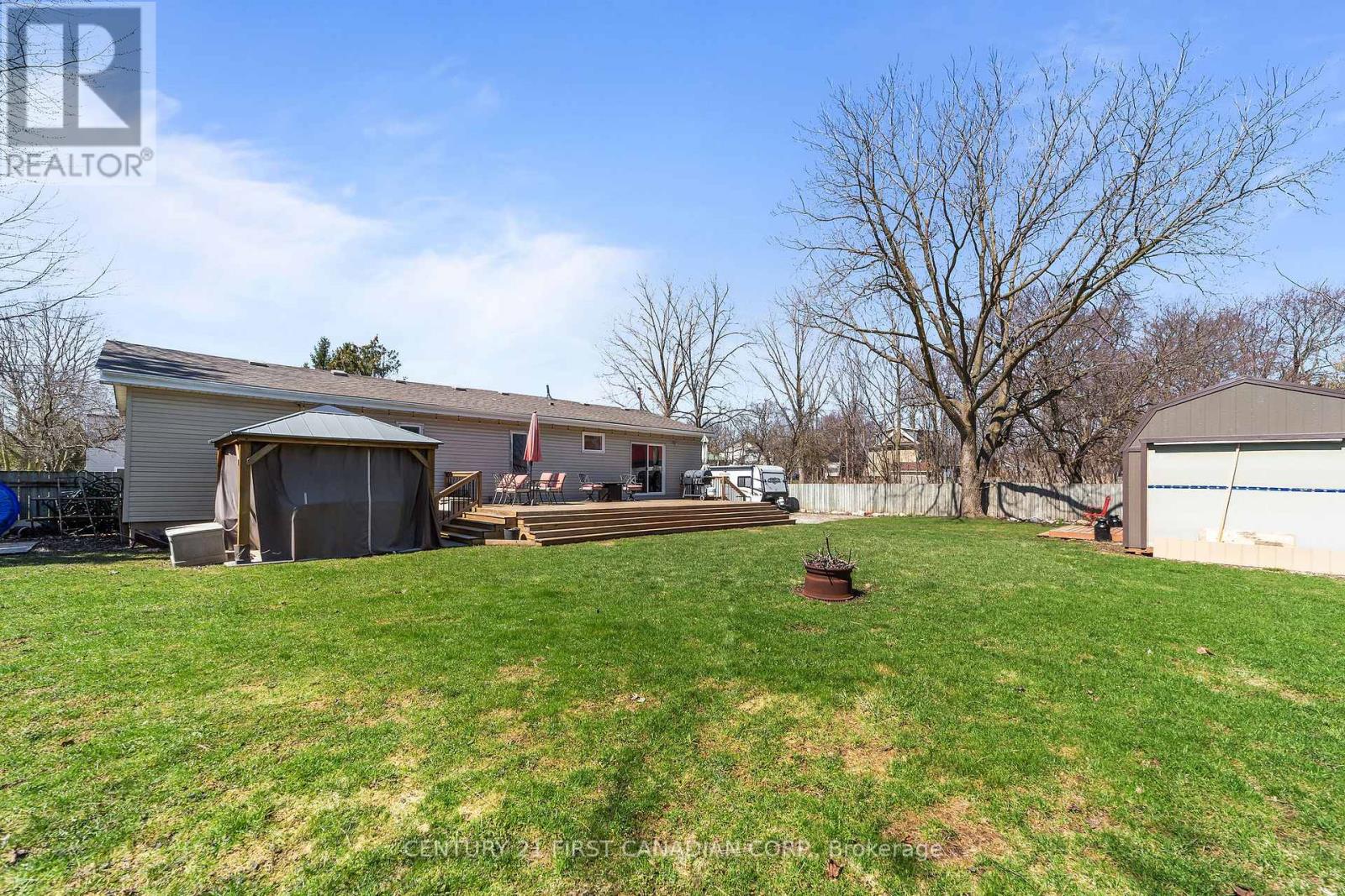 184 Water Street, Lucan Biddulph, Ontario  N0M 2J0 - Photo 17 - X12981438