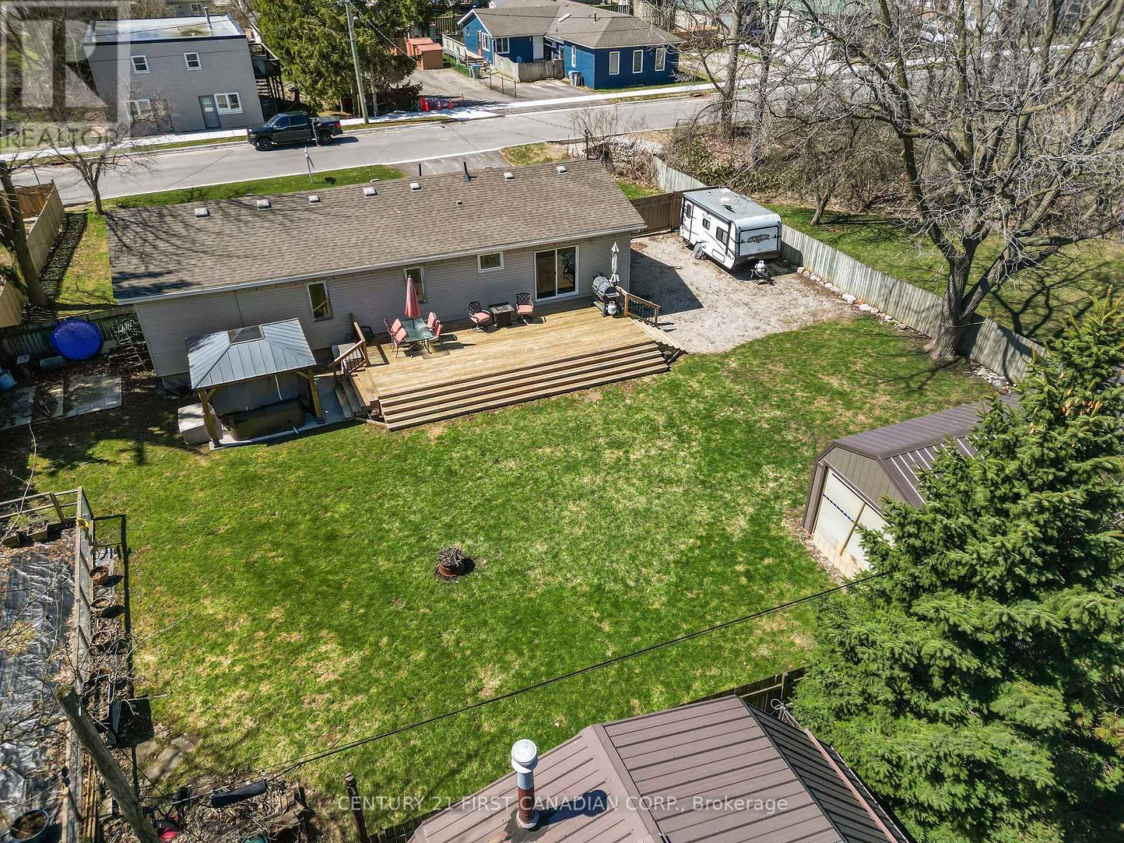 184 Water Street, Lucan Biddulph, Ontario  N0M 2J0 - Photo 4 - X12981438