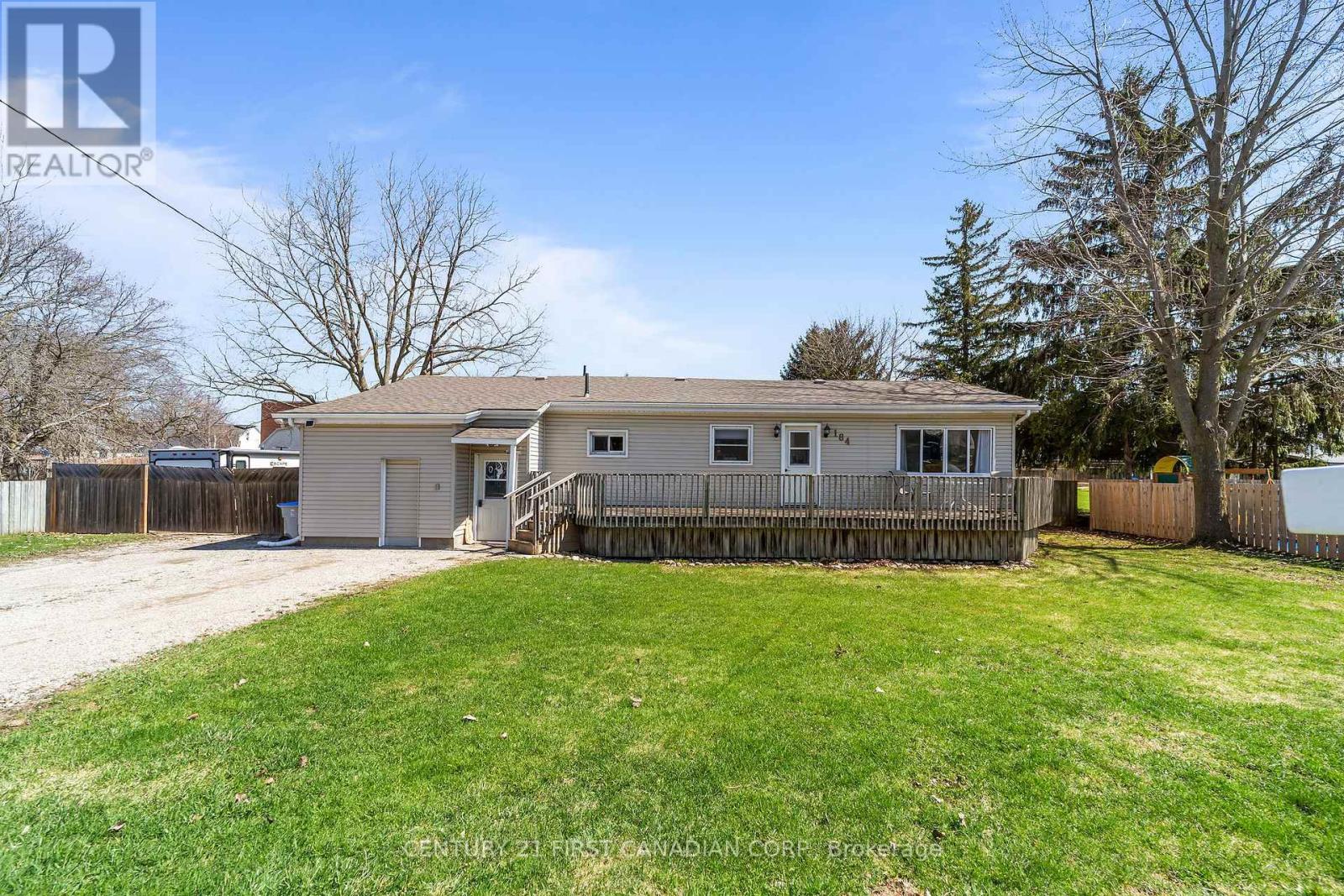 184 Water Street, Lucan Biddulph, Ontario  N0M 2J0 - Photo 7 - X12981438