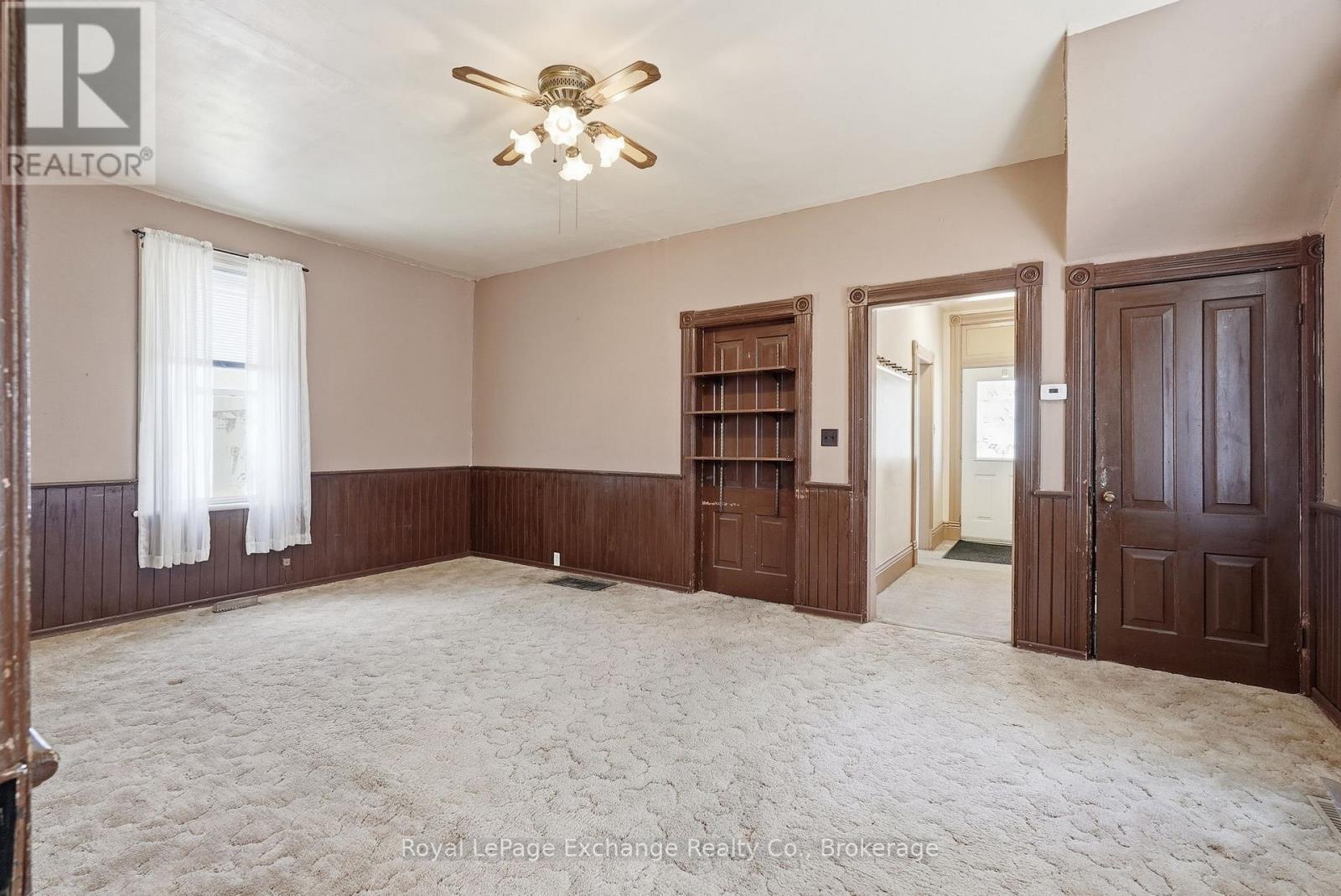 588 11th Avenue, Hanover, Ontario  N4N 2S6 - Photo 17 - X12981660