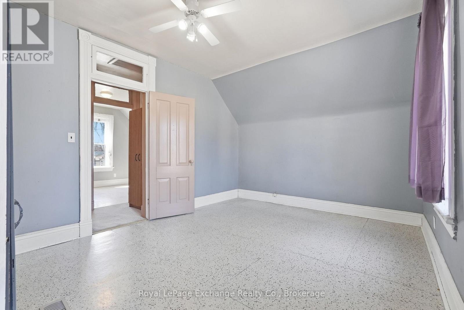 588 11th Avenue, Hanover, Ontario  N4N 2S6 - Photo 24 - X12981660