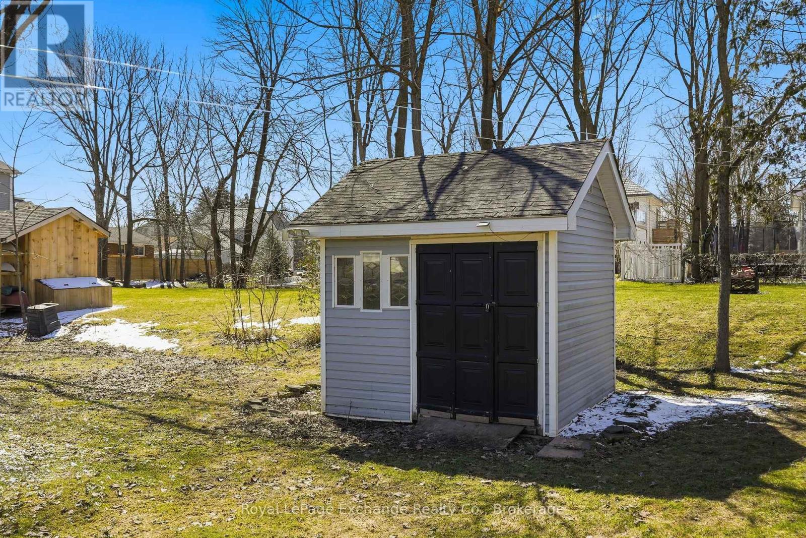 588 11th Avenue, Hanover, Ontario  N4N 2S6 - Photo 36 - X12981660