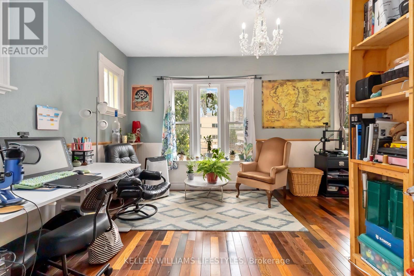 Upper - 92 Kent Street, London East, Ontario  N6A 1L1 - Photo 11 - X12981490