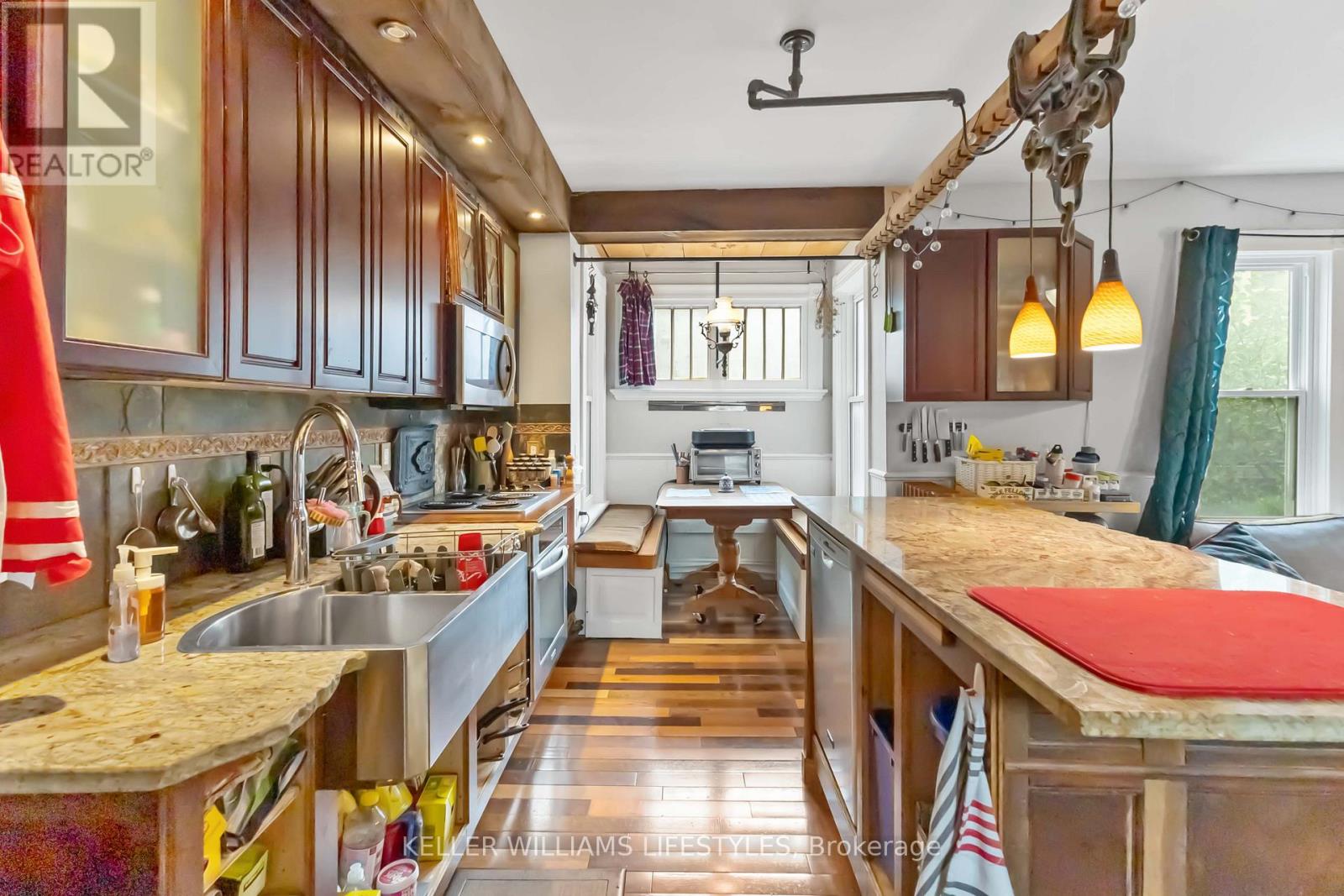 Upper - 92 Kent Street, London East, Ontario  N6A 1L1 - Photo 19 - X12981490