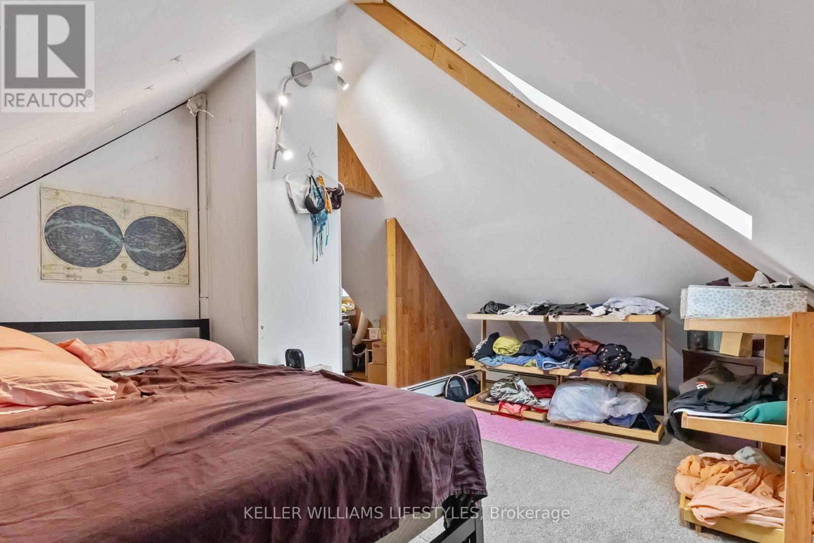 Upper - 92 Kent Street, London East, Ontario  N6A 1L1 - Photo 29 - X12981490