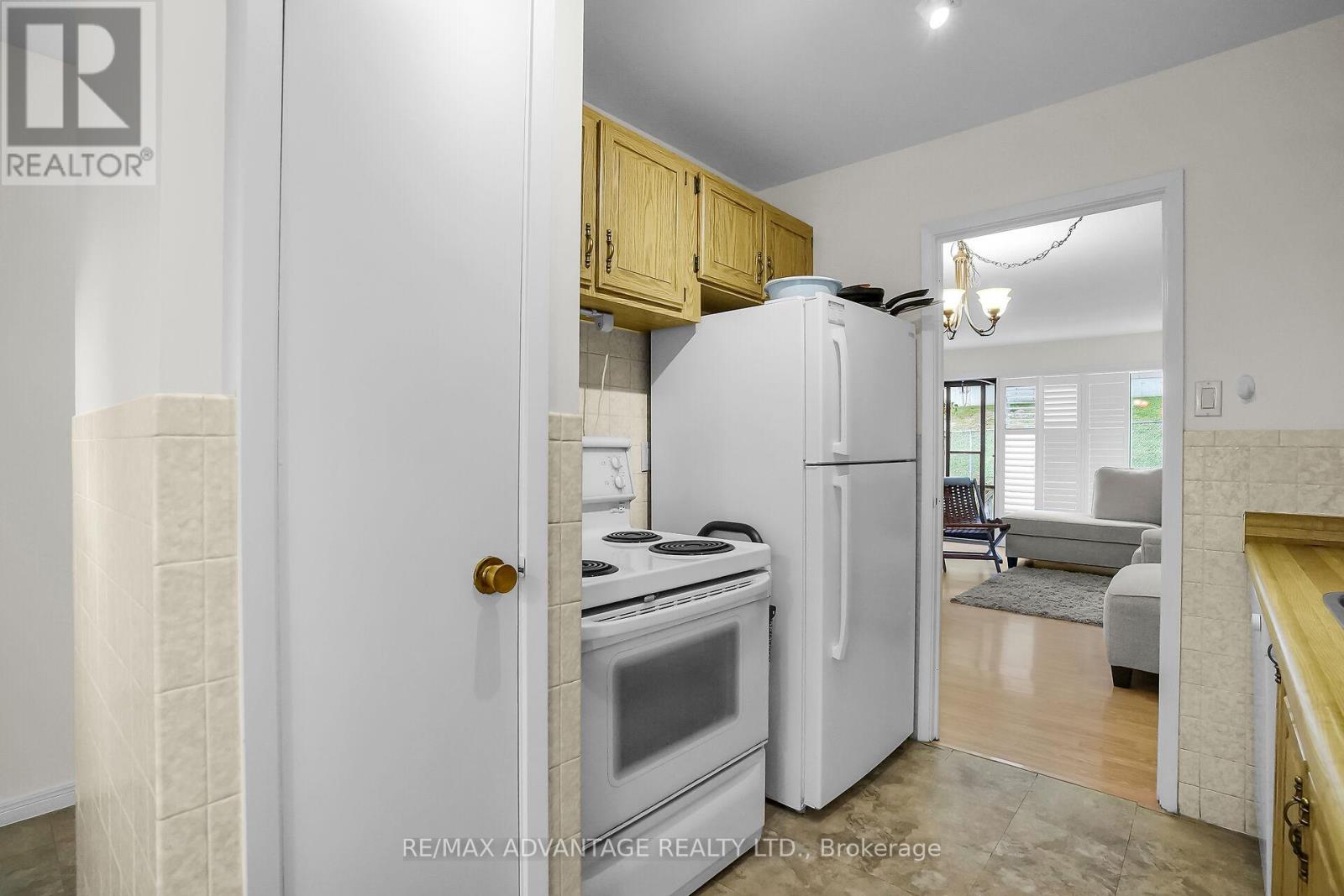 60 - 634 Wonderland Road S, London South, Ontario  N6K 1L8 - Photo 10 - X12981578