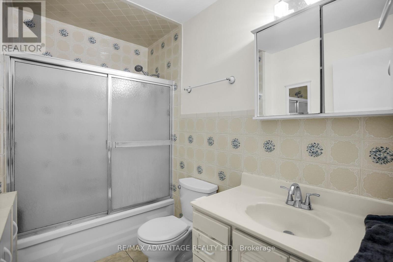 60 - 634 Wonderland Road S, London South, Ontario  N6K 1L8 - Photo 19 - X12981578