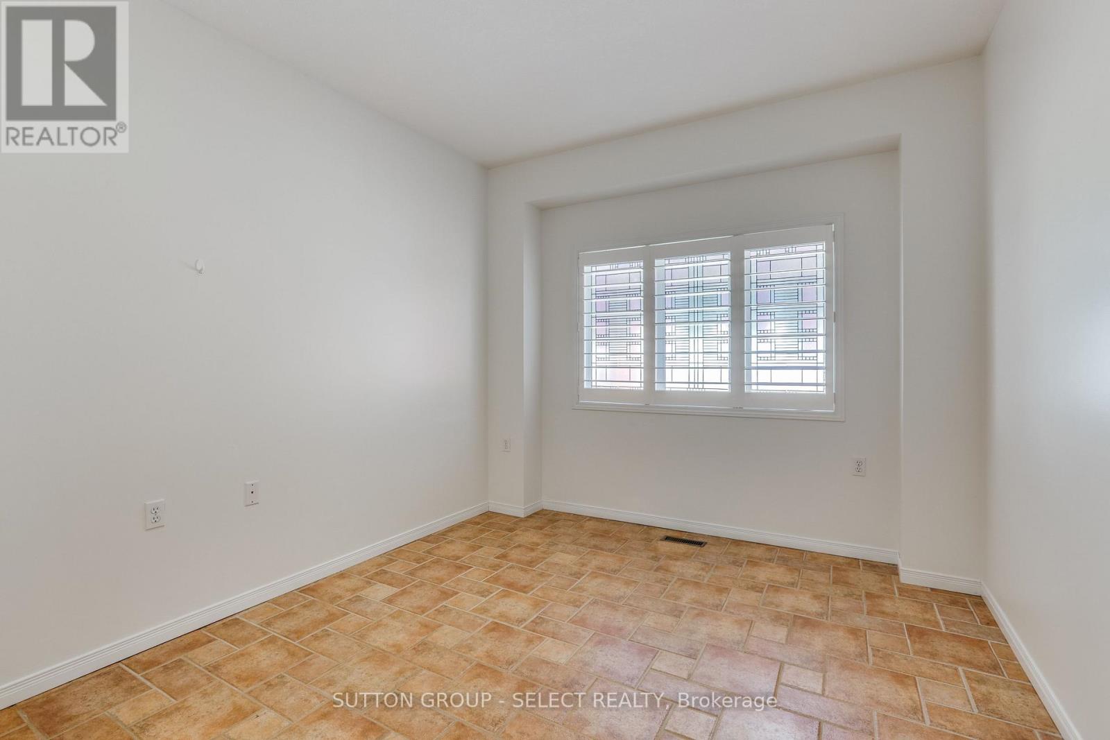 25 - 1555 Highbury Avenue N, London East, Ontario  N5Y 5R2 - Photo 18 - X12981610