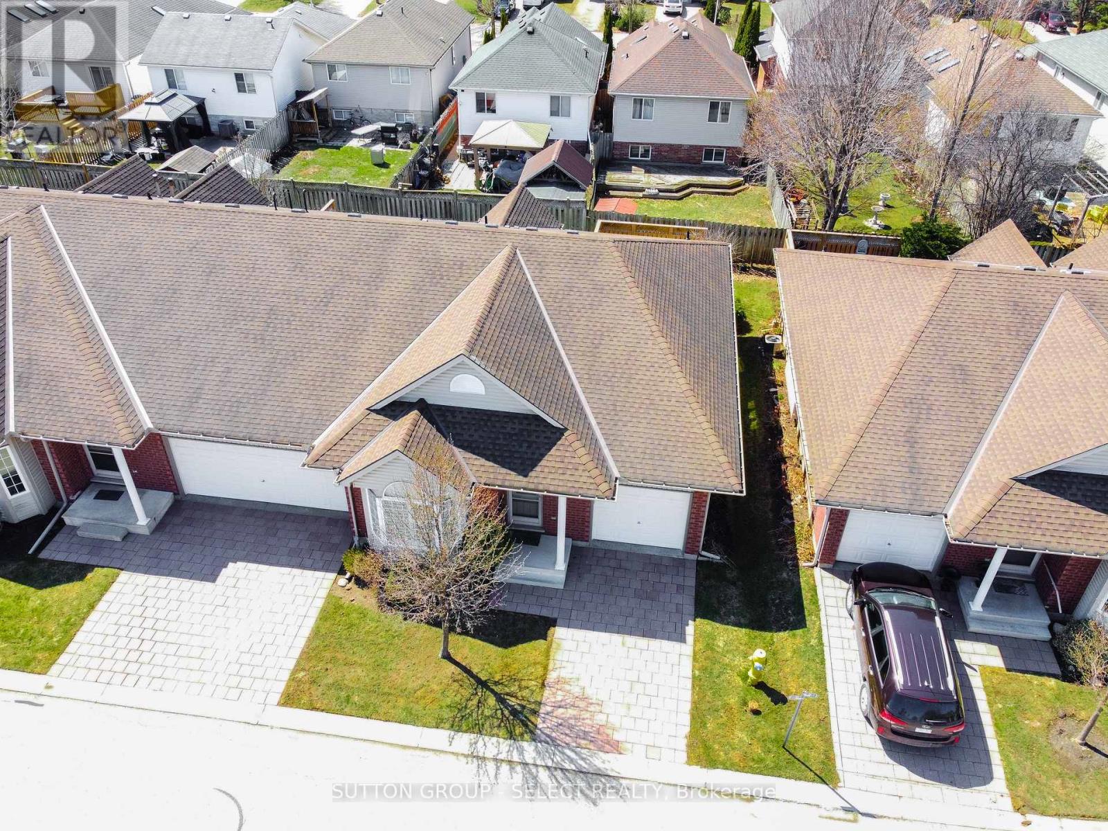 25 - 1555 Highbury Avenue N, London East, Ontario  N5Y 5R2 - Photo 2 - X12981610