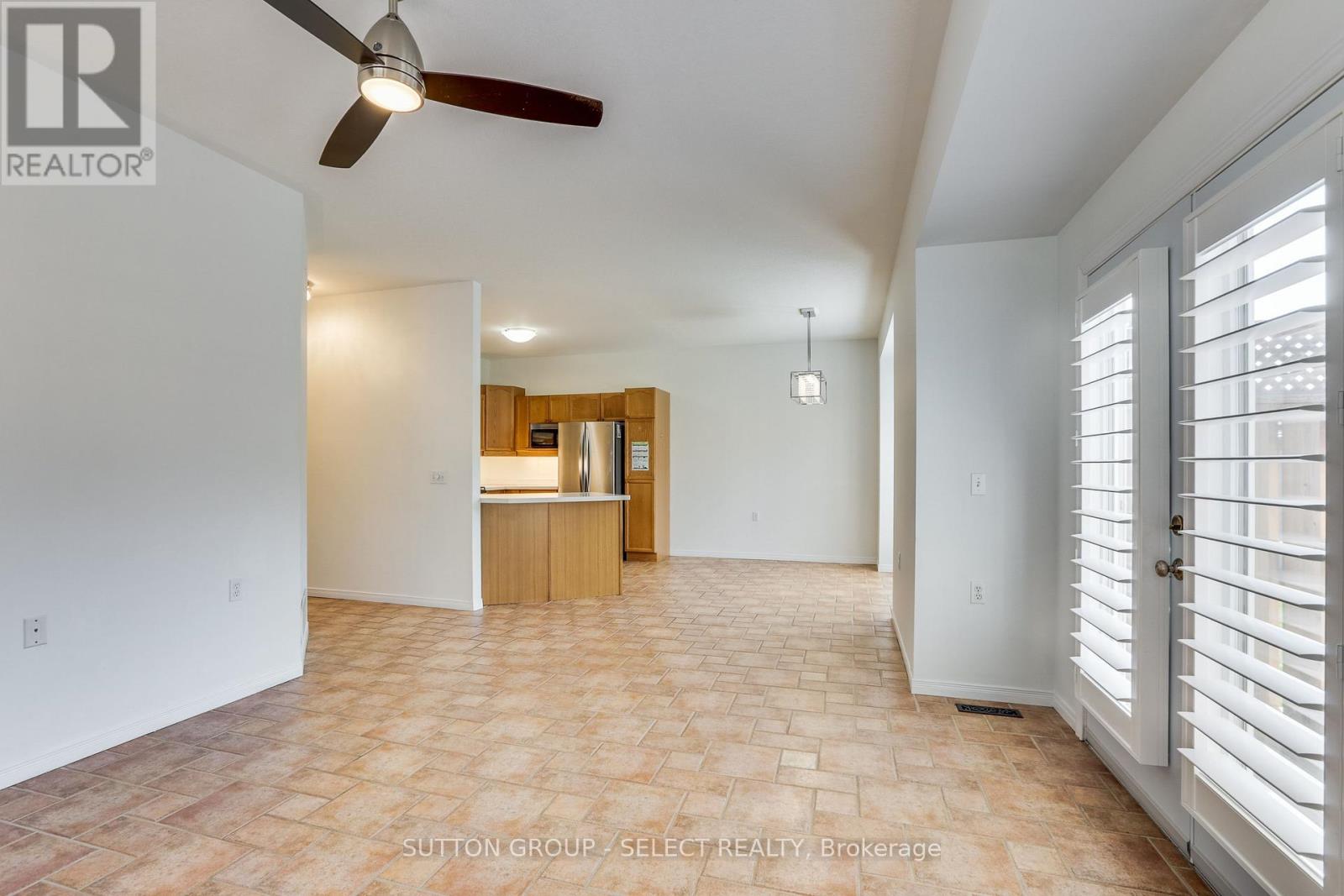 25 - 1555 Highbury Avenue N, London East, Ontario  N5Y 5R2 - Photo 23 - X12981610