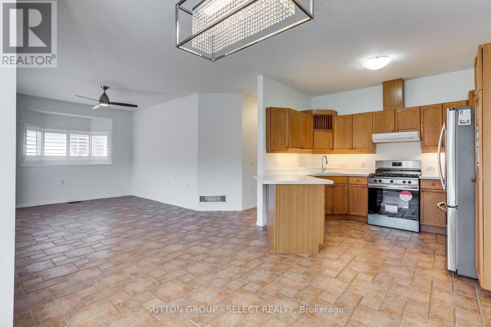 25 - 1555 Highbury Avenue N, London East, Ontario  N5Y 5R2 - Photo 27 - X12981610