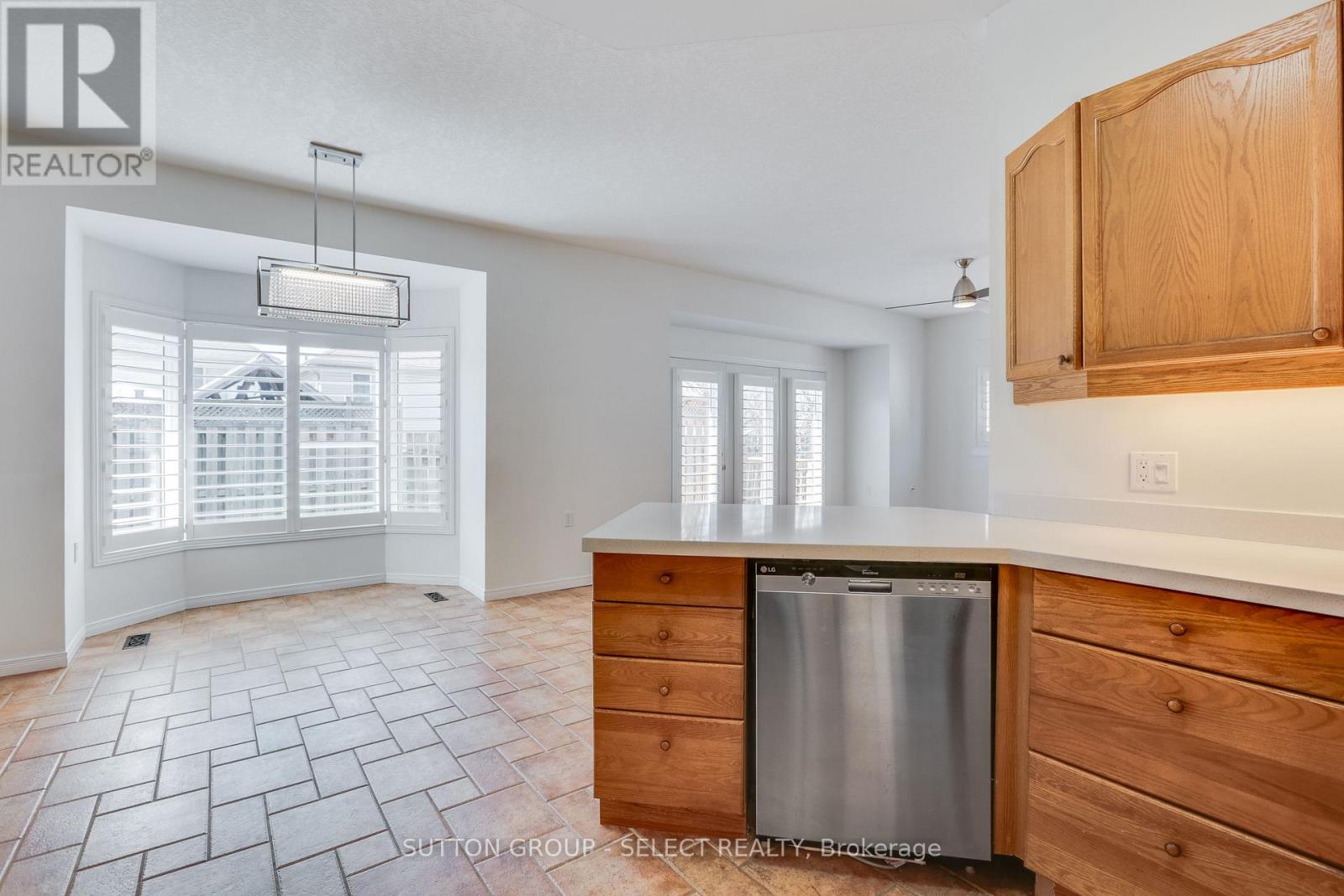 25 - 1555 Highbury Avenue N, London East, Ontario  N5Y 5R2 - Photo 29 - X12981610