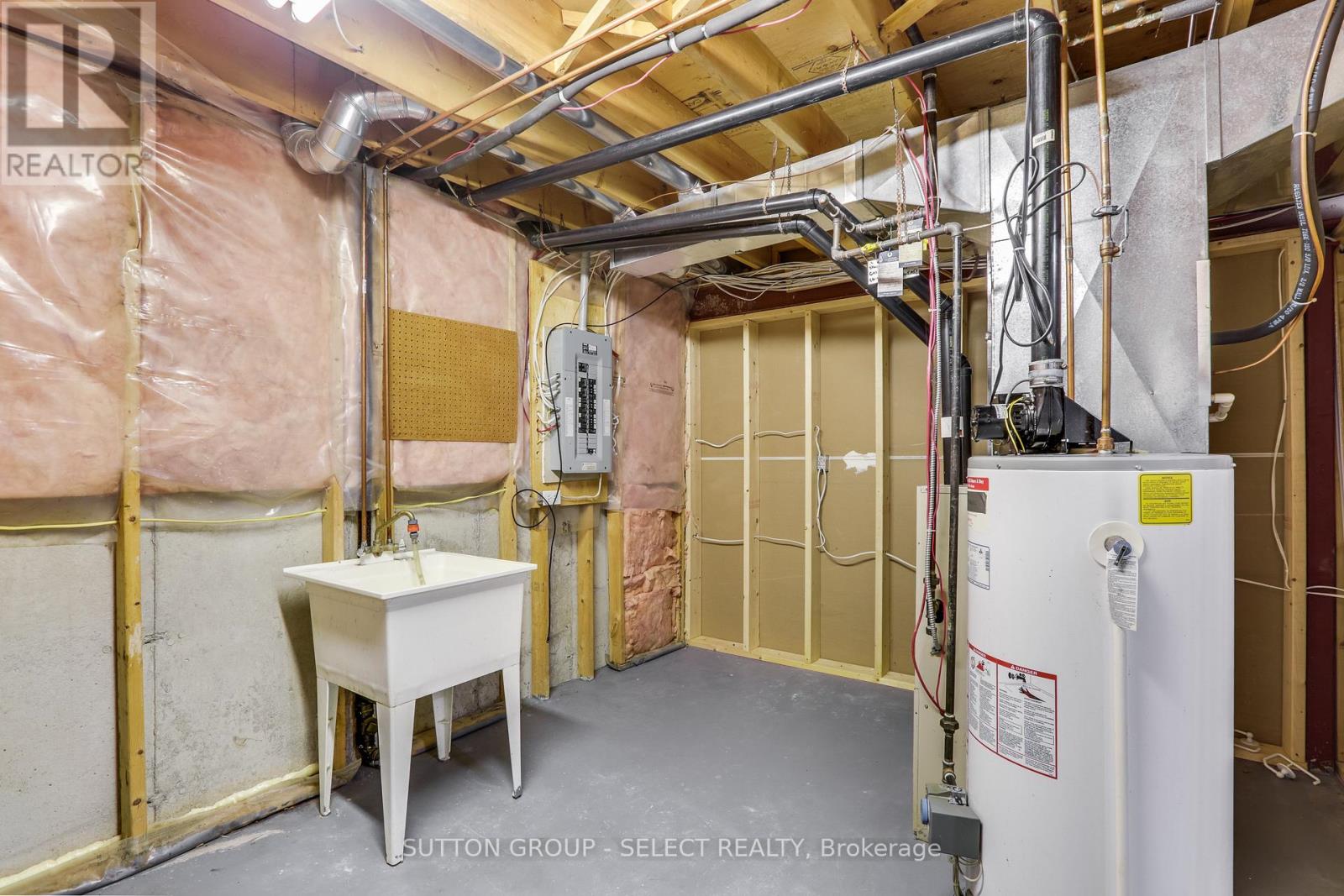 25 - 1555 Highbury Avenue N, London East, Ontario  N5Y 5R2 - Photo 37 - X12981610