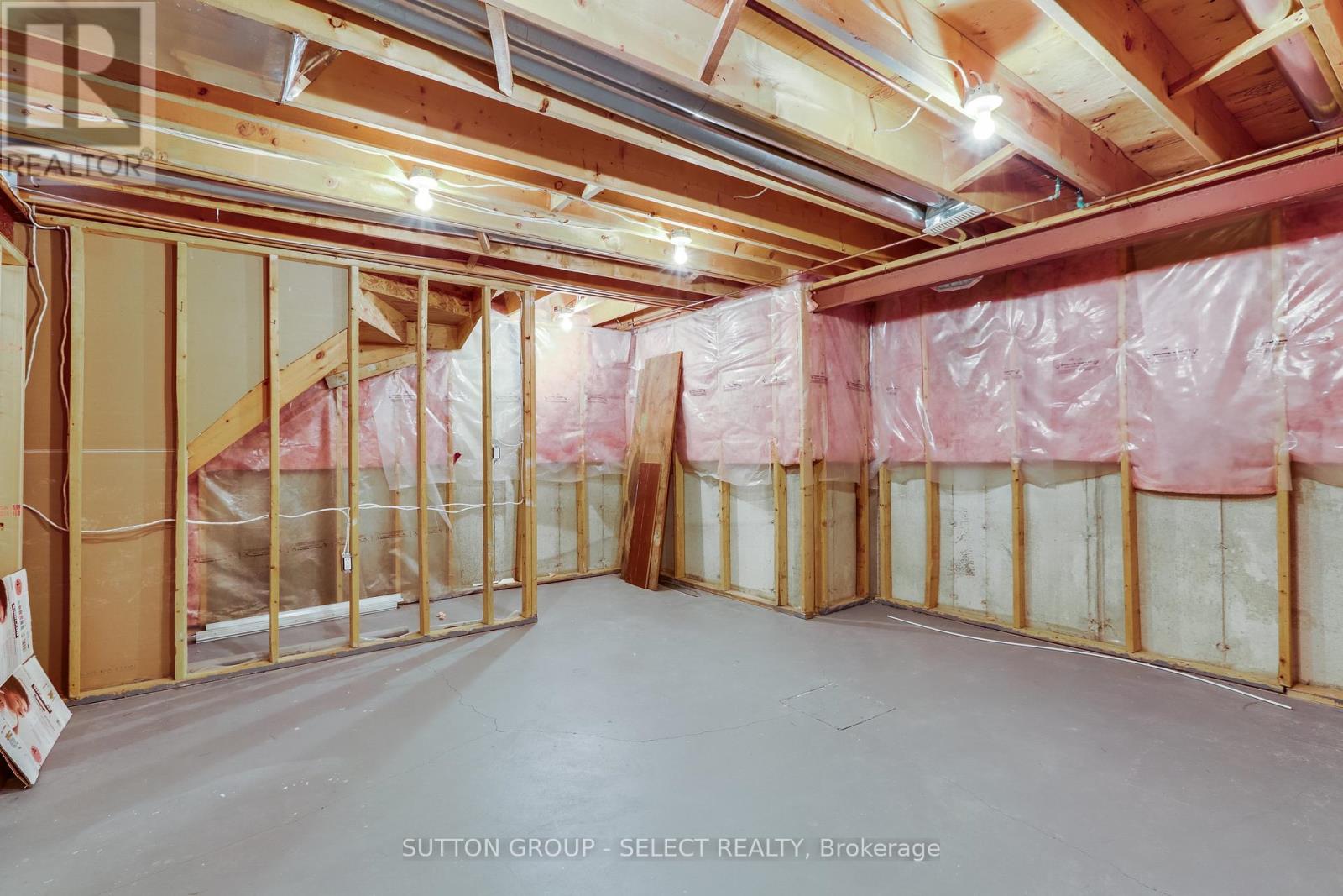 25 - 1555 Highbury Avenue N, London East, Ontario  N5Y 5R2 - Photo 38 - X12981610