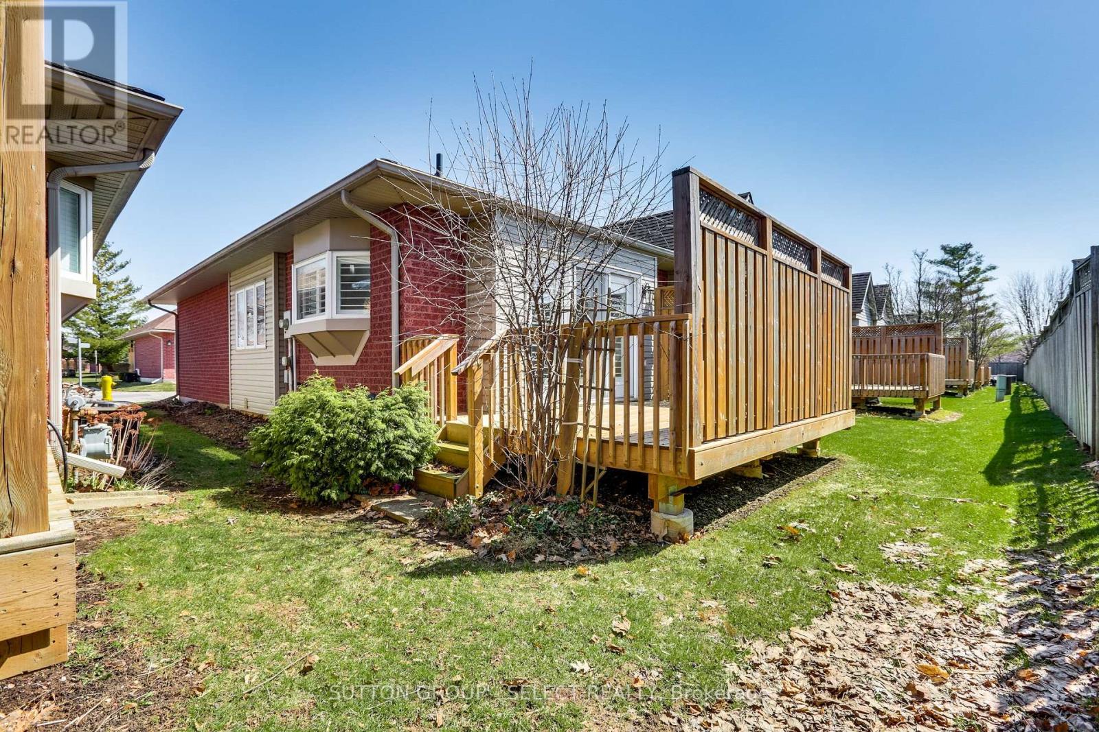 25 - 1555 Highbury Avenue N, London East, Ontario  N5Y 5R2 - Photo 42 - X12981610