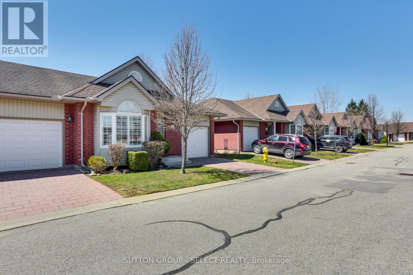 25 - 1555 Highbury Avenue N, London East, Ontario  N5Y 5R2 - Photo 5 - X12981610