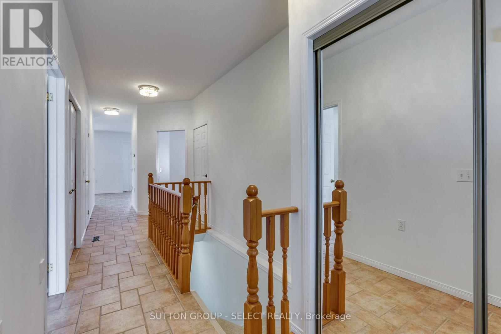 25 - 1555 Highbury Avenue N, London East, Ontario  N5Y 5R2 - Photo 7 - X12981610