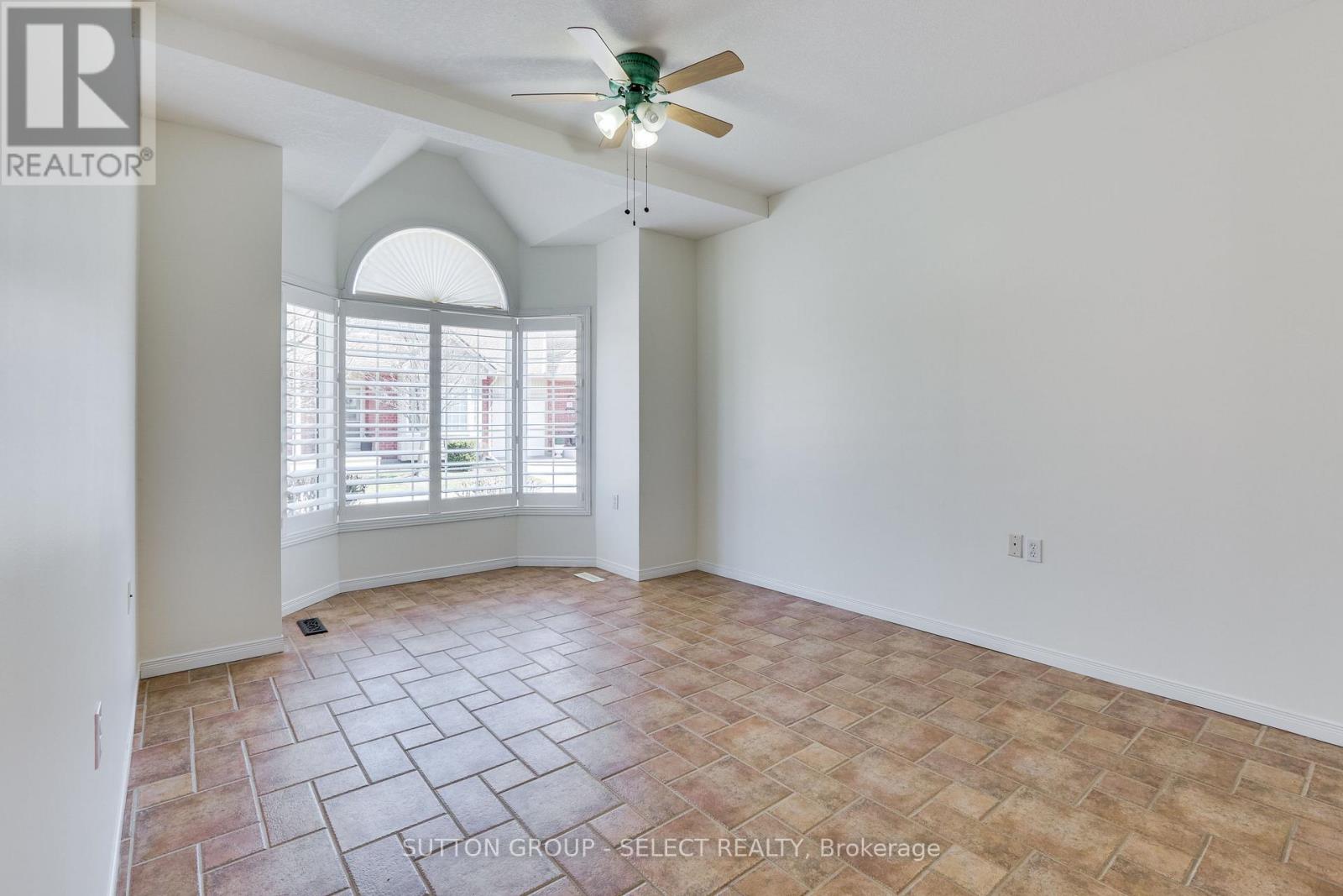 25 - 1555 Highbury Avenue N, London East, Ontario  N5Y 5R2 - Photo 9 - X12981610