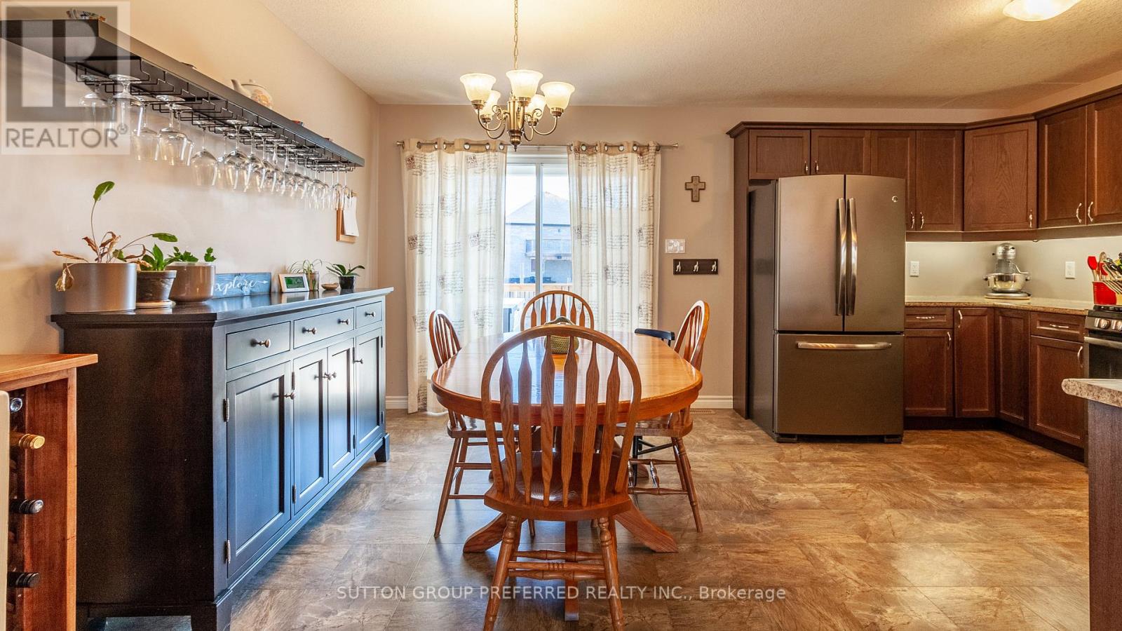 42 Leesboro Trail, Thames Centre, Ontario  N0M 2P0 - Photo 12 - X12981674