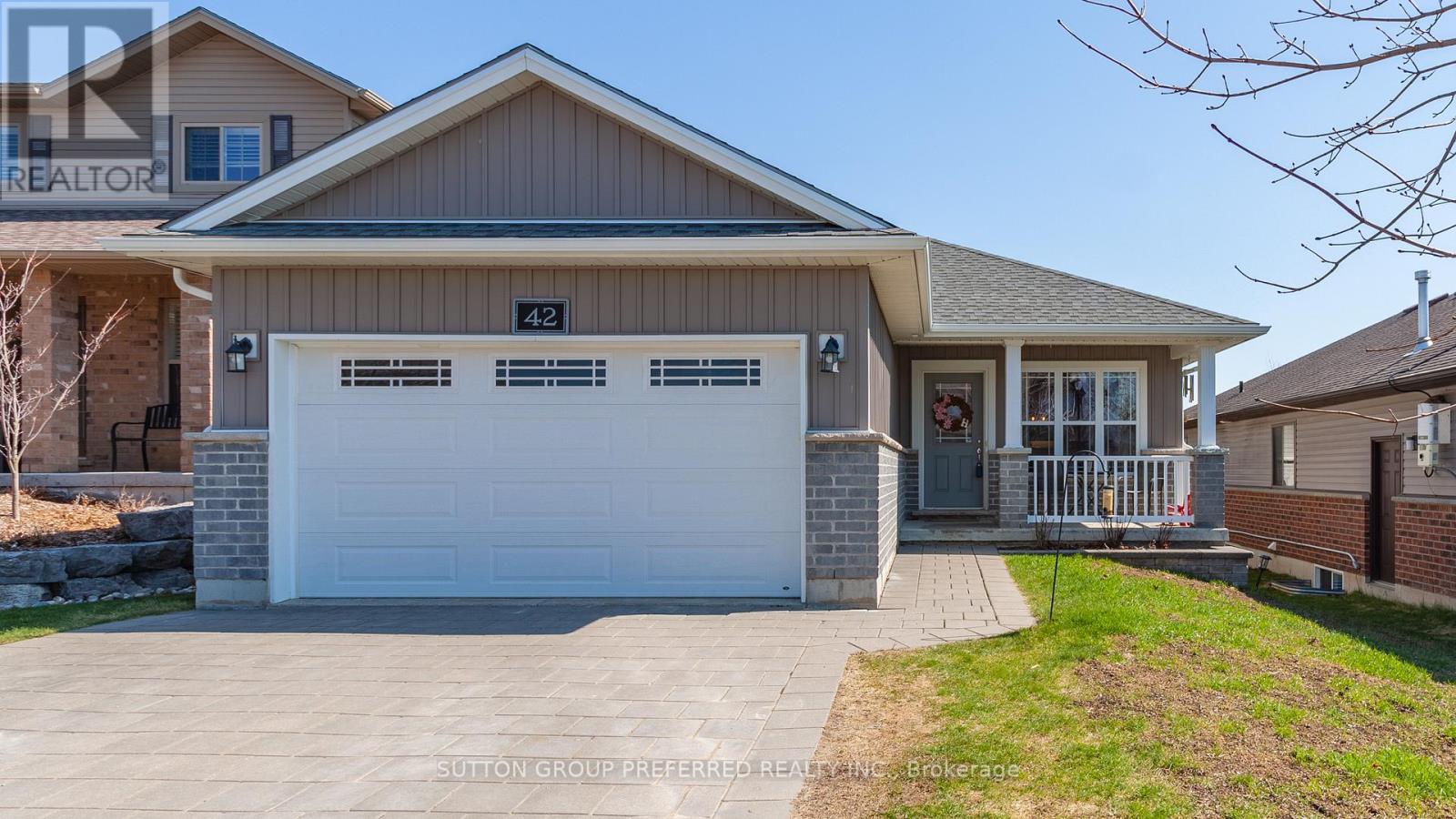 42 Leesboro Trail, Thames Centre, Ontario  N0M 2P0 - Photo 2 - X12981674