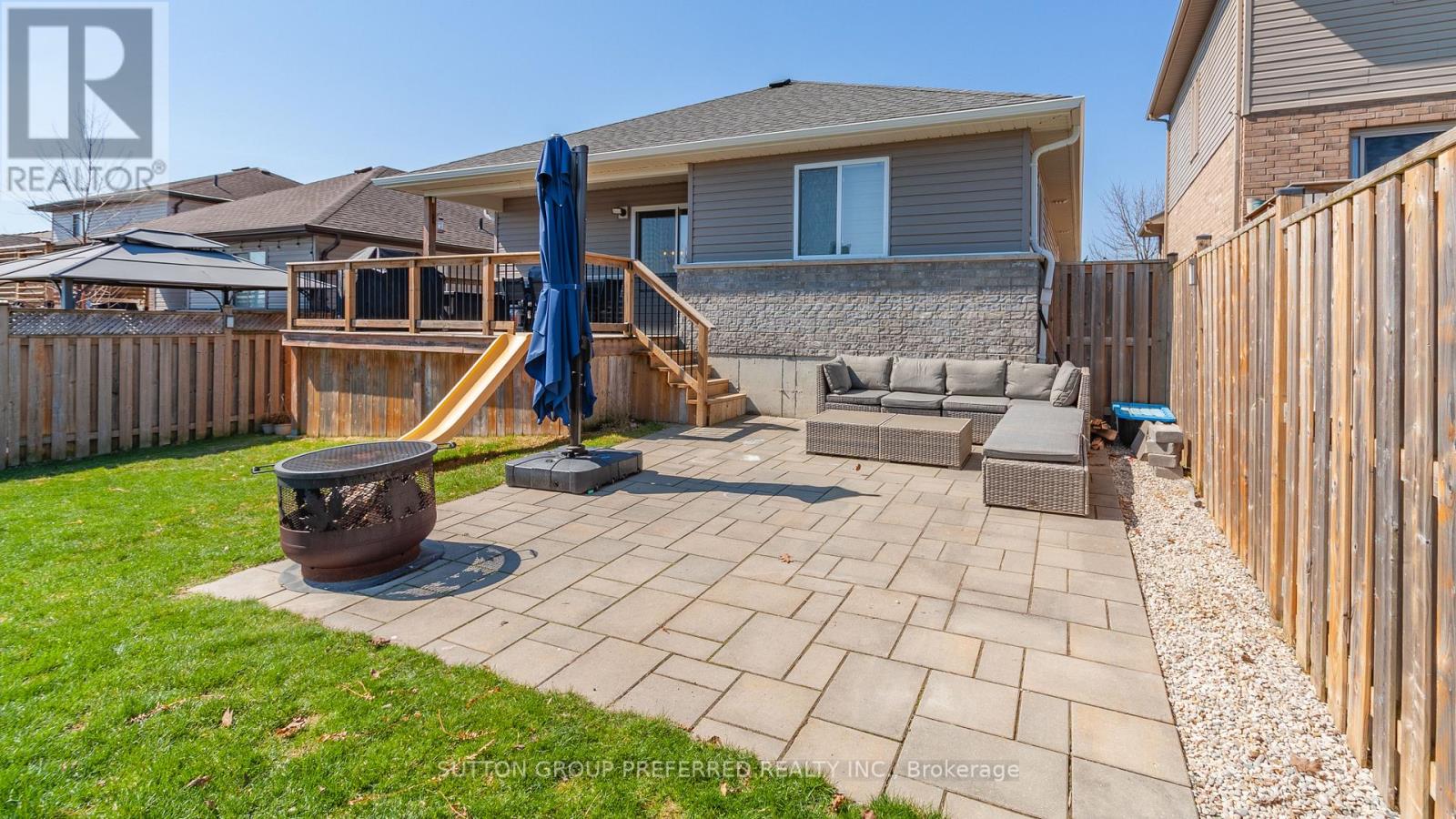 42 Leesboro Trail, Thames Centre, Ontario  N0M 2P0 - Photo 46 - X12981674