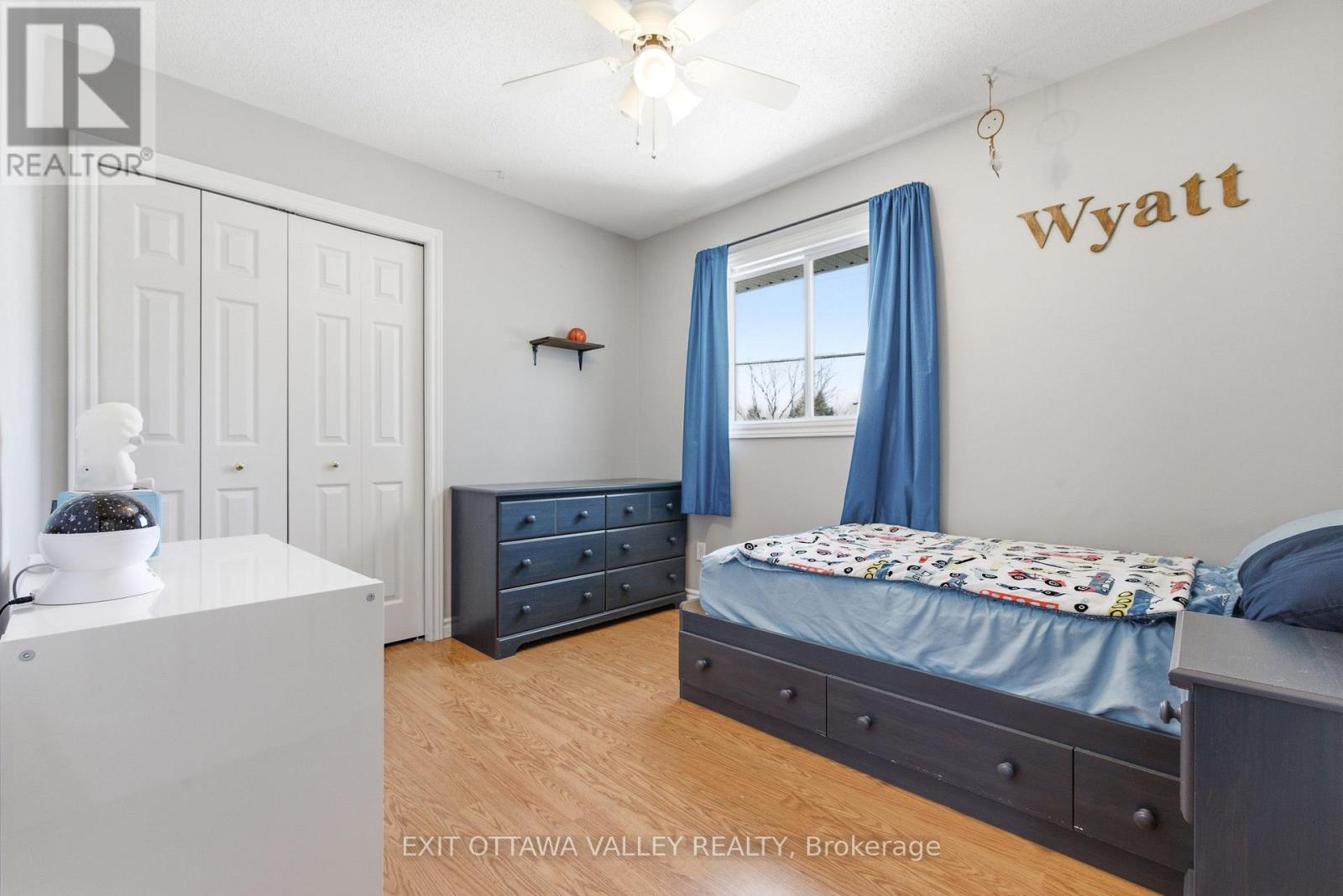 3 Selkirk Street, Petawawa, Ontario  K8H 1N8 - Photo 22 - X12981390