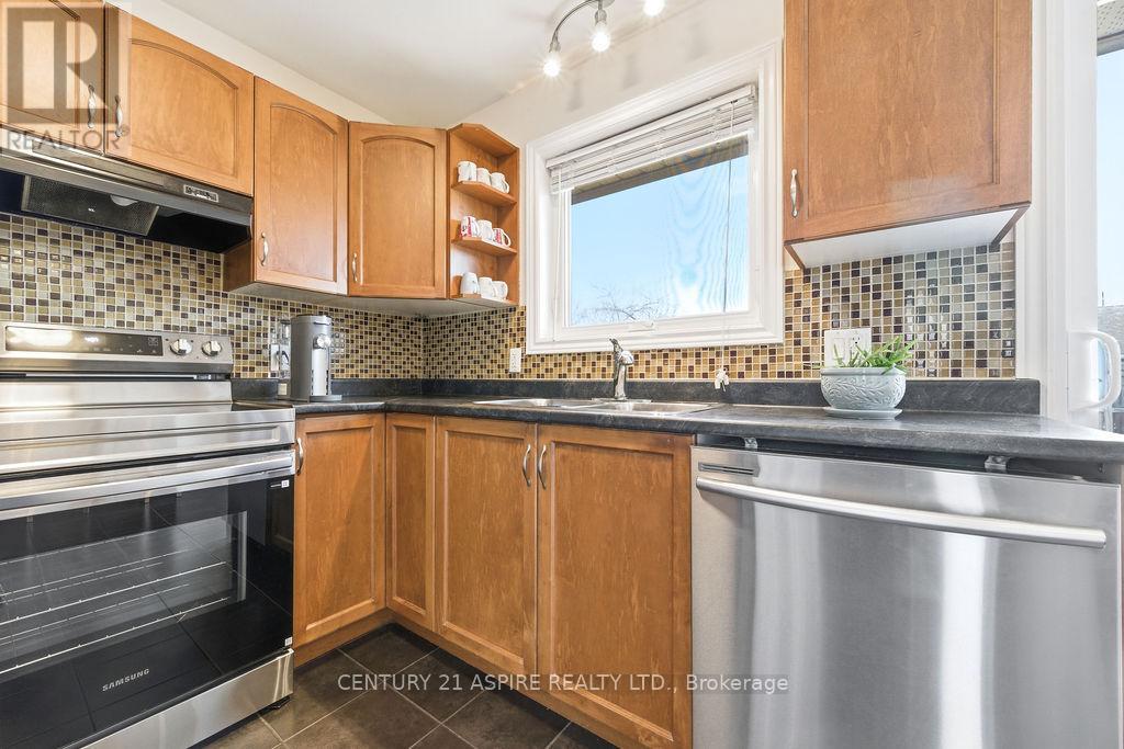 523 Turning Stone Crescent, Petawawa, Ontario  K8H 0B3 - Photo 15 - X12981532