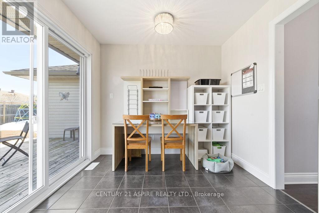 523 Turning Stone Crescent, Petawawa, Ontario  K8H 0B3 - Photo 16 - X12981532