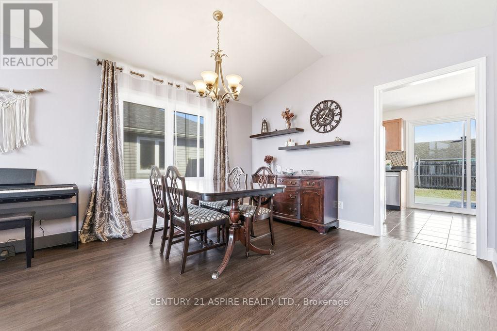 523 Turning Stone Crescent, Petawawa, Ontario  K8H 0B3 - Photo 9 - X12981532