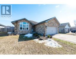 523 TURNING STONE CRESCENT, Petawawa, Ontario