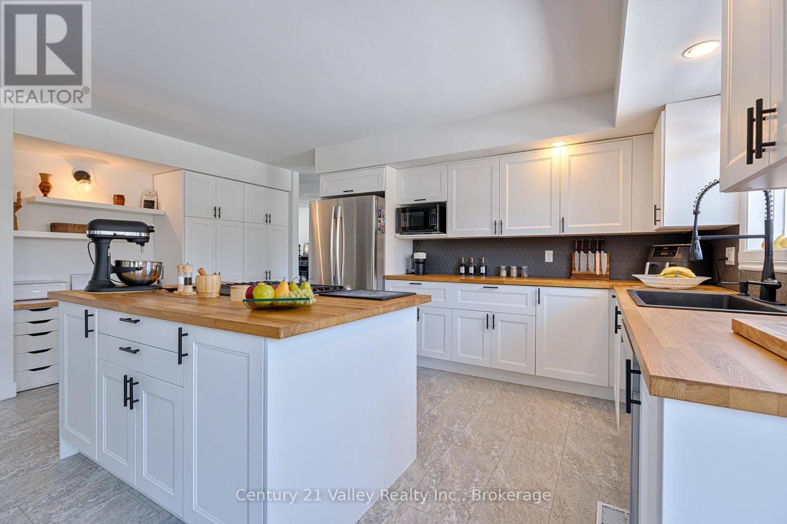 690 Pineridge Crescent, Petawawa, Ontario  K8A 7X6 - Photo 19 - X12981654