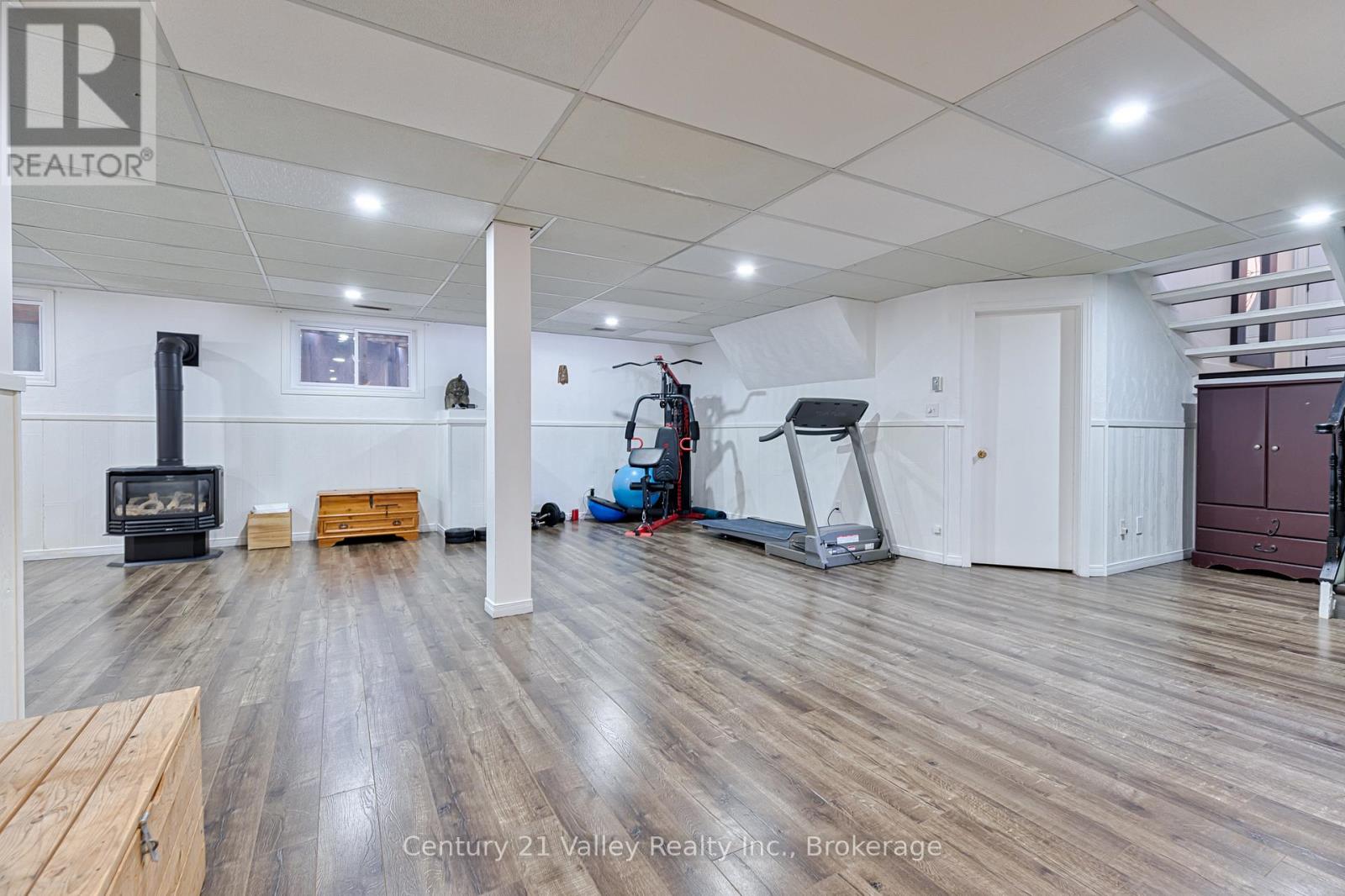 690 Pineridge Crescent, Petawawa, Ontario  K8A 7X6 - Photo 29 - X12981654