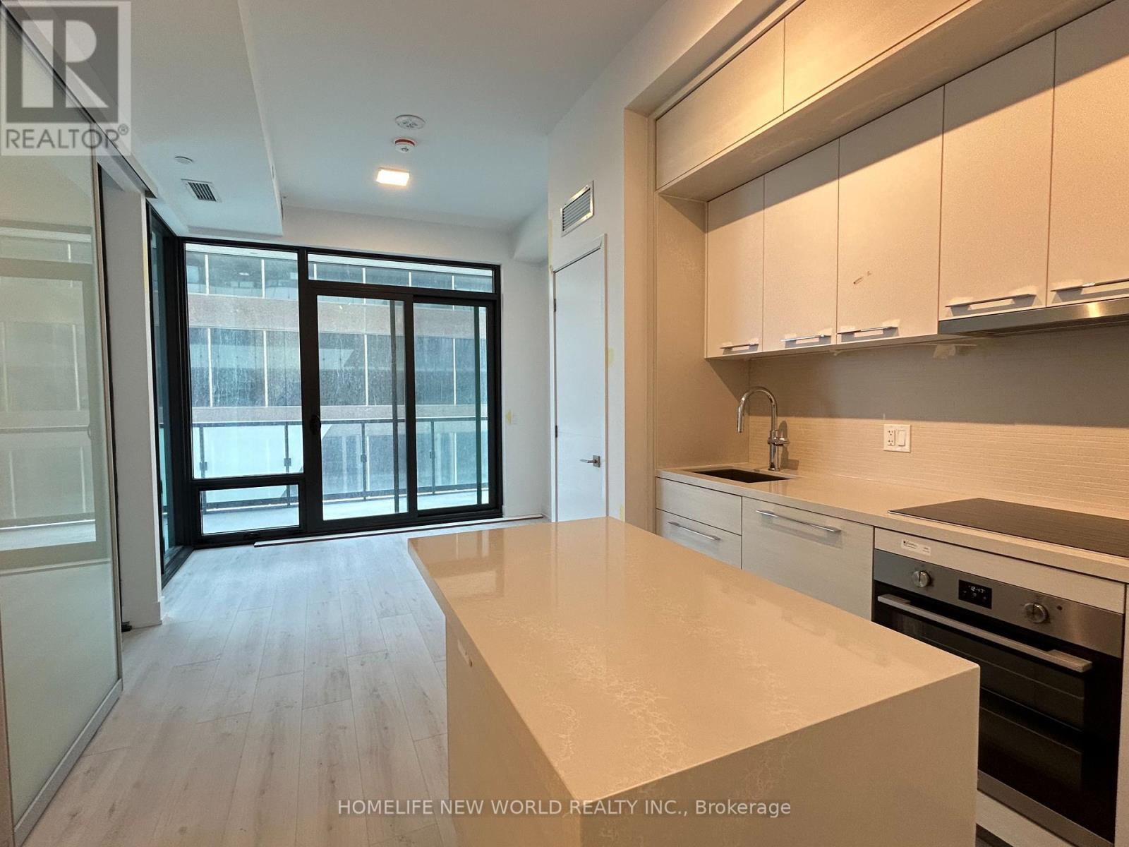 6 - 29 Green Trail Court, Toronto, Ontario  M2K 0J9 - Photo 1 - C12981562