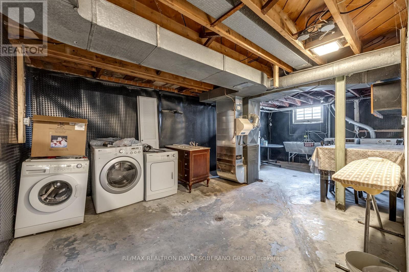 38 Touraine Avenue, Toronto, Ontario  M3H 1R2 - Photo 26 - C12981576