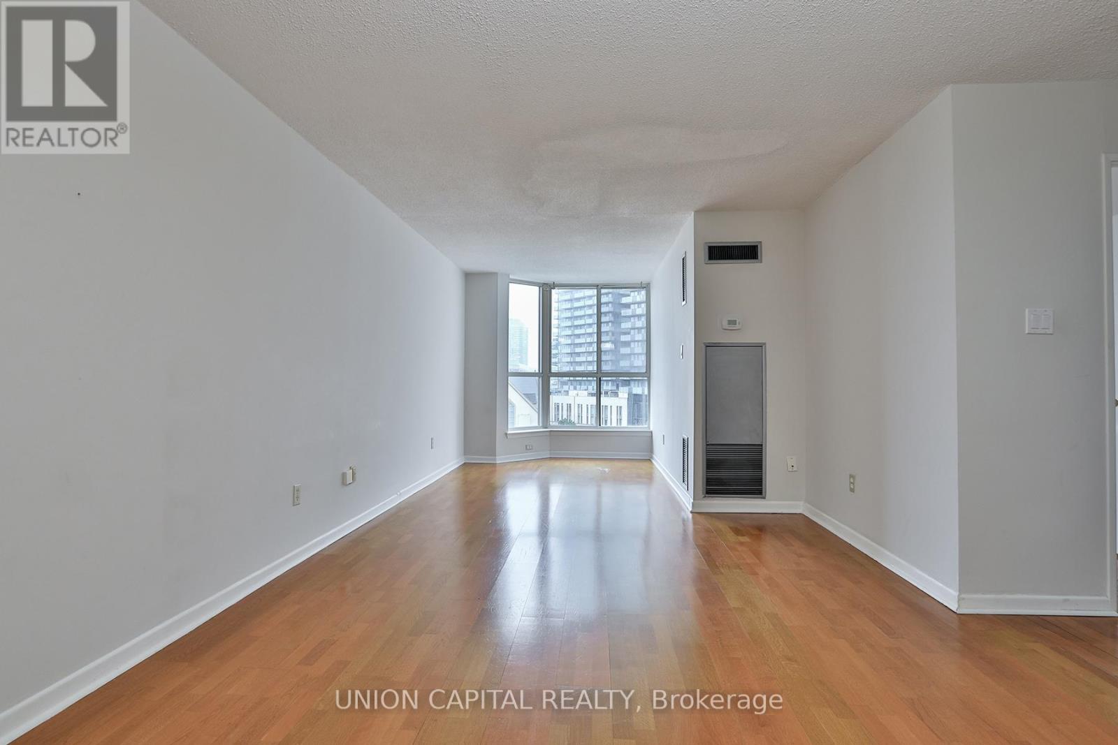 517 - 44 St Joseph Street, Toronto, Ontario  M4Y 2W4 - Photo 4 - C12981698