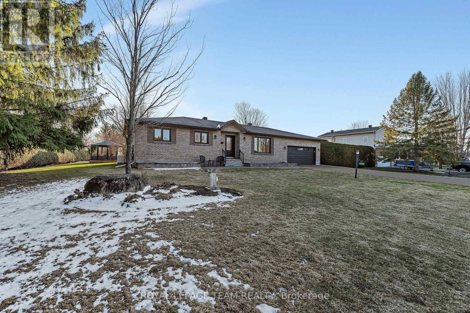 2291 Relin Way, Ottawa, Ontario  K0A 2T0 - Photo 2 - X12981342