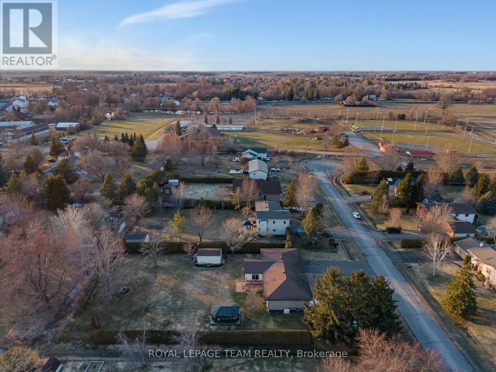 2291 Relin Way, Ottawa, Ontario  K0A 2T0 - Photo 45 - X12981342