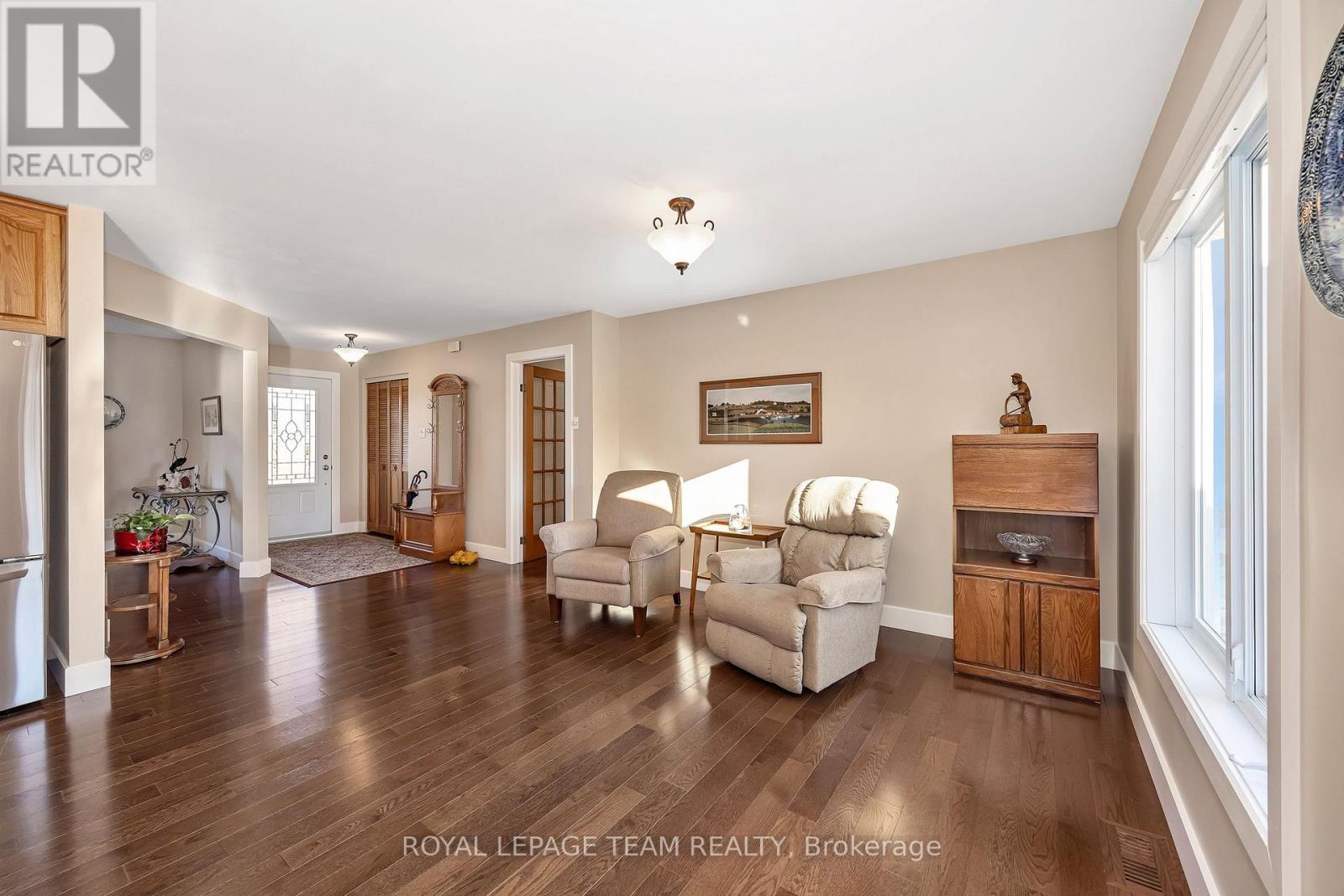 2291 Relin Way, Ottawa, Ontario  K0A 2T0 - Photo 8 - X12981342