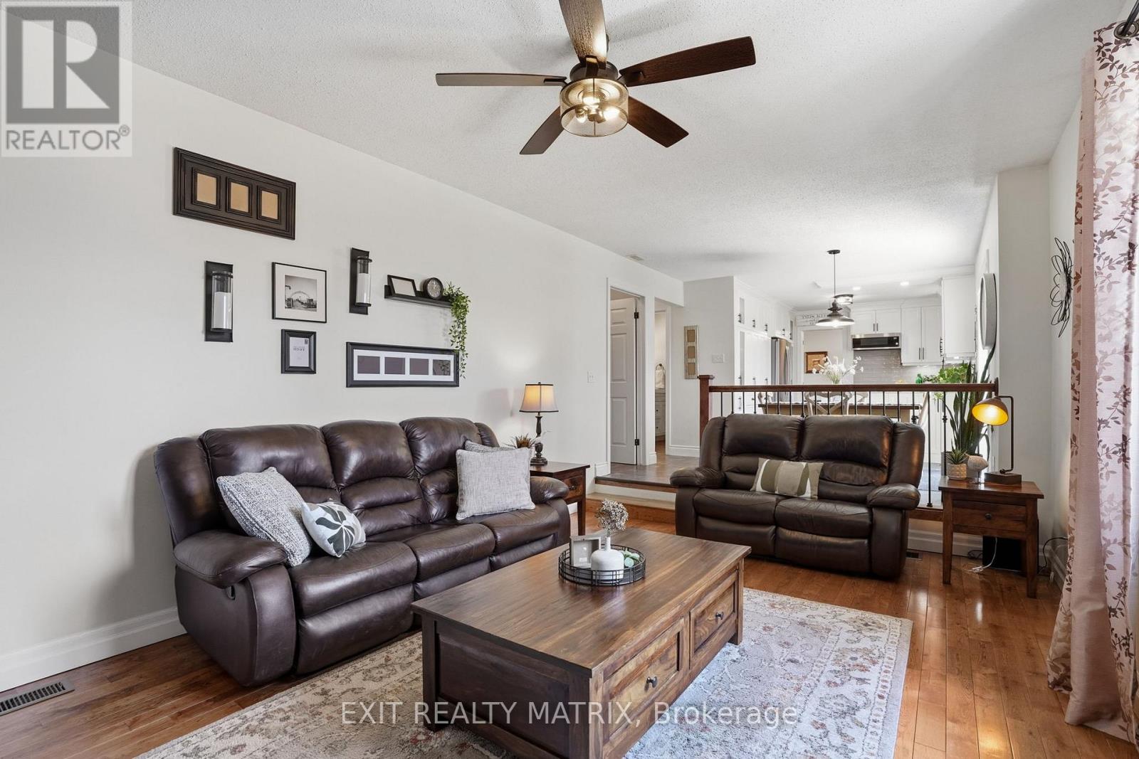 11 Promenade Boulevard, Russell, Ontario  K0A 1W1 - Photo 18 - X12981348