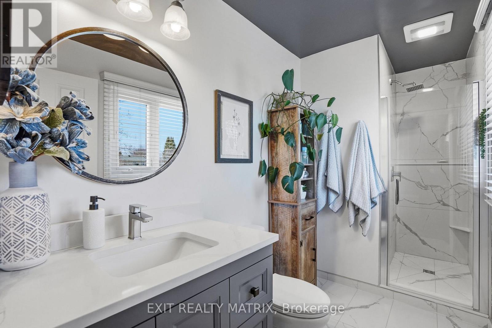 11 Promenade Boulevard, Russell, Ontario  K0A 1W1 - Photo 24 - X12981348