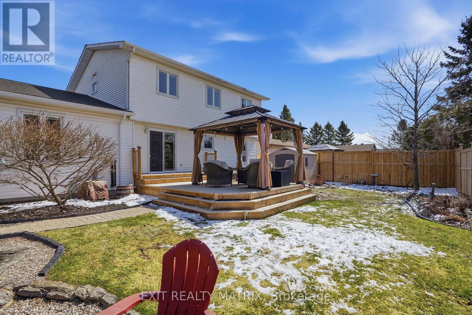 11 Promenade Boulevard, Russell, Ontario  K0A 1W1 - Photo 34 - X12981348