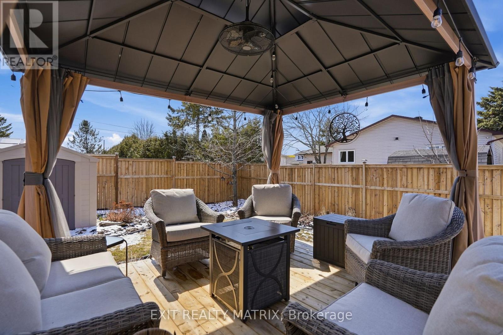 11 Promenade Boulevard, Russell, Ontario  K0A 1W1 - Photo 35 - X12981348