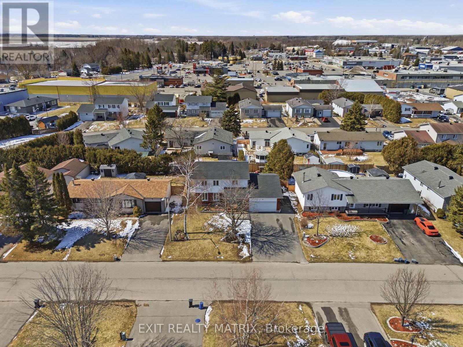 11 Promenade Boulevard, Russell, Ontario  K0A 1W1 - Photo 39 - X12981348