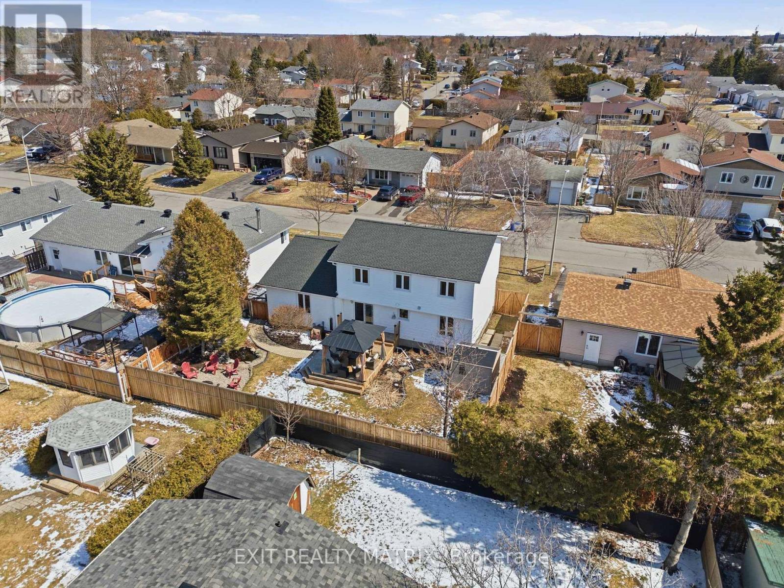 11 Promenade Boulevard, Russell, Ontario  K0A 1W1 - Photo 40 - X12981348