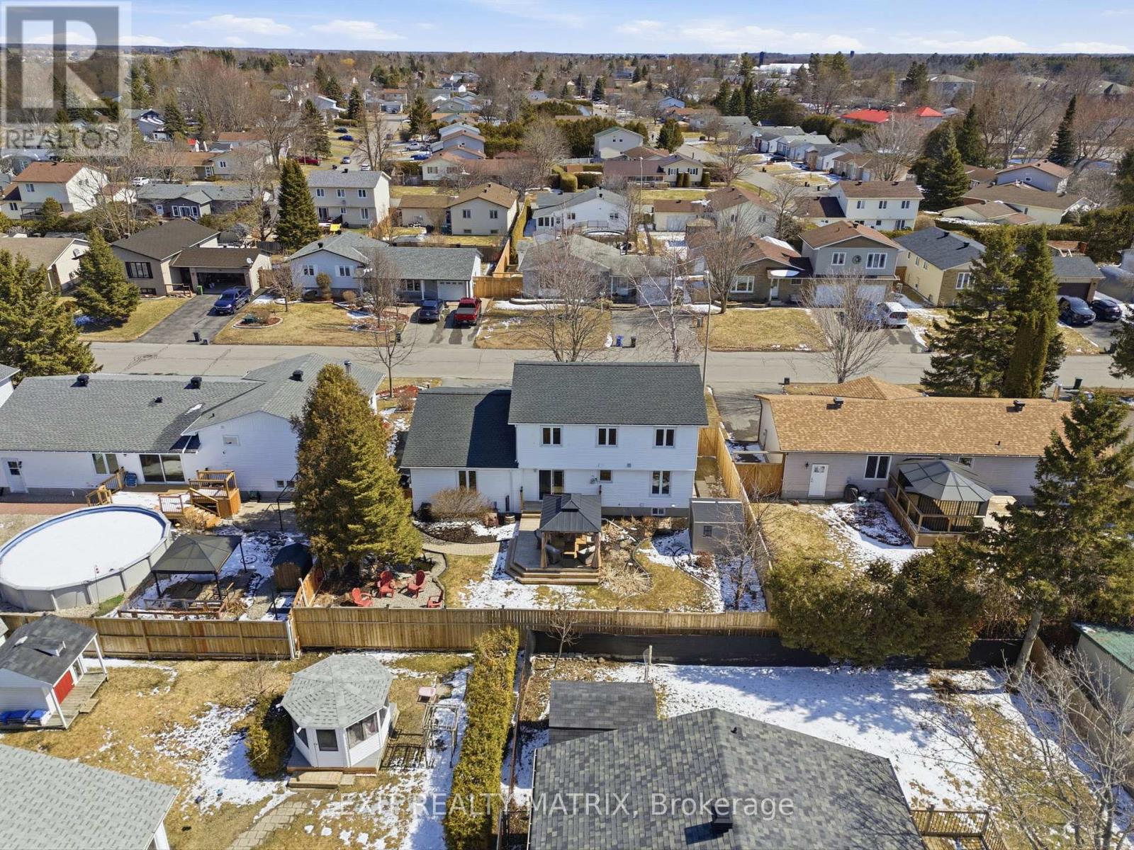 11 Promenade Boulevard, Russell, Ontario  K0A 1W1 - Photo 43 - X12981348