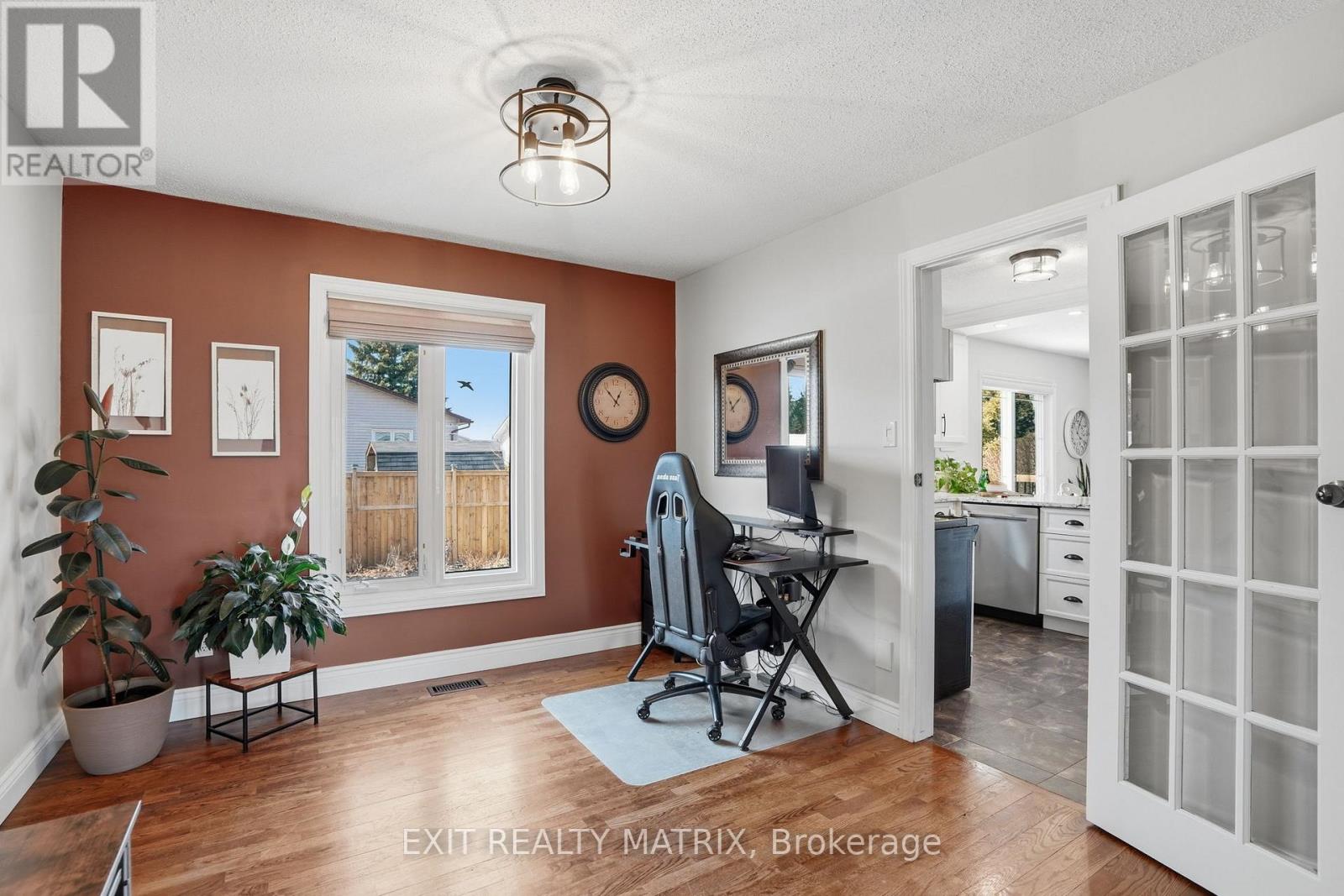 11 Promenade Boulevard, Russell, Ontario  K0A 1W1 - Photo 8 - X12981348