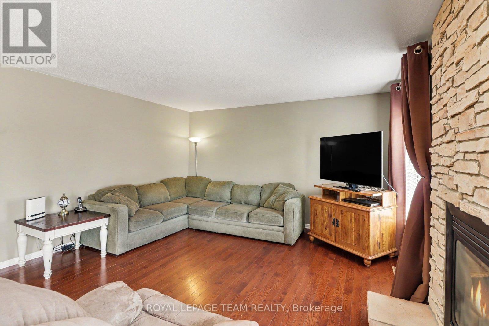 267 Northwind Street, Ottawa, Ontario  K4A 5G5 - Photo 9 - X12981366