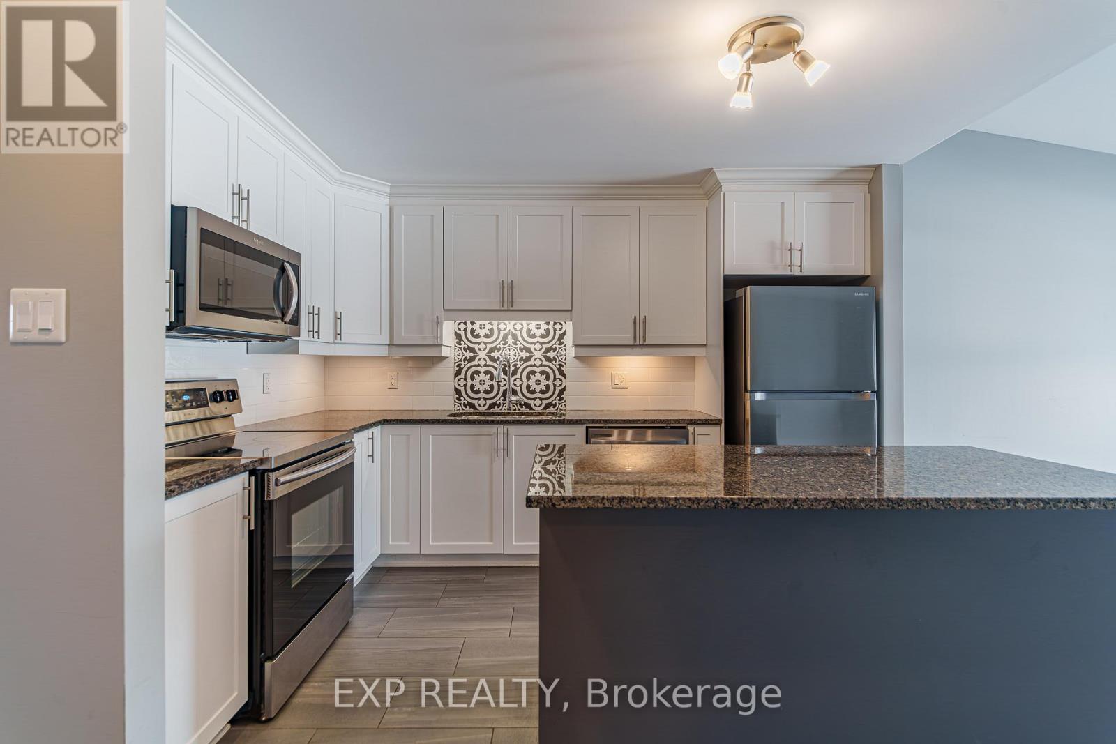 15 - 306 Masters Lane, Clarence-Rockland, Ontario  K4K 0L3 - Photo 4 - X12981396