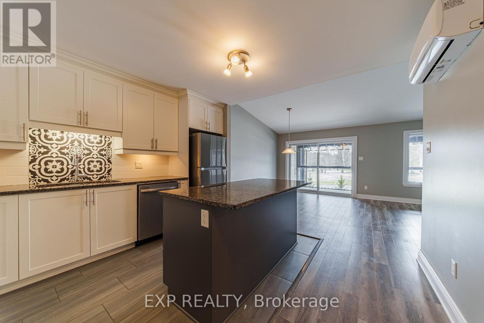 15 - 306 Masters Lane, Clarence-Rockland, Ontario  K4K 0L3 - Photo 7 - X12981396