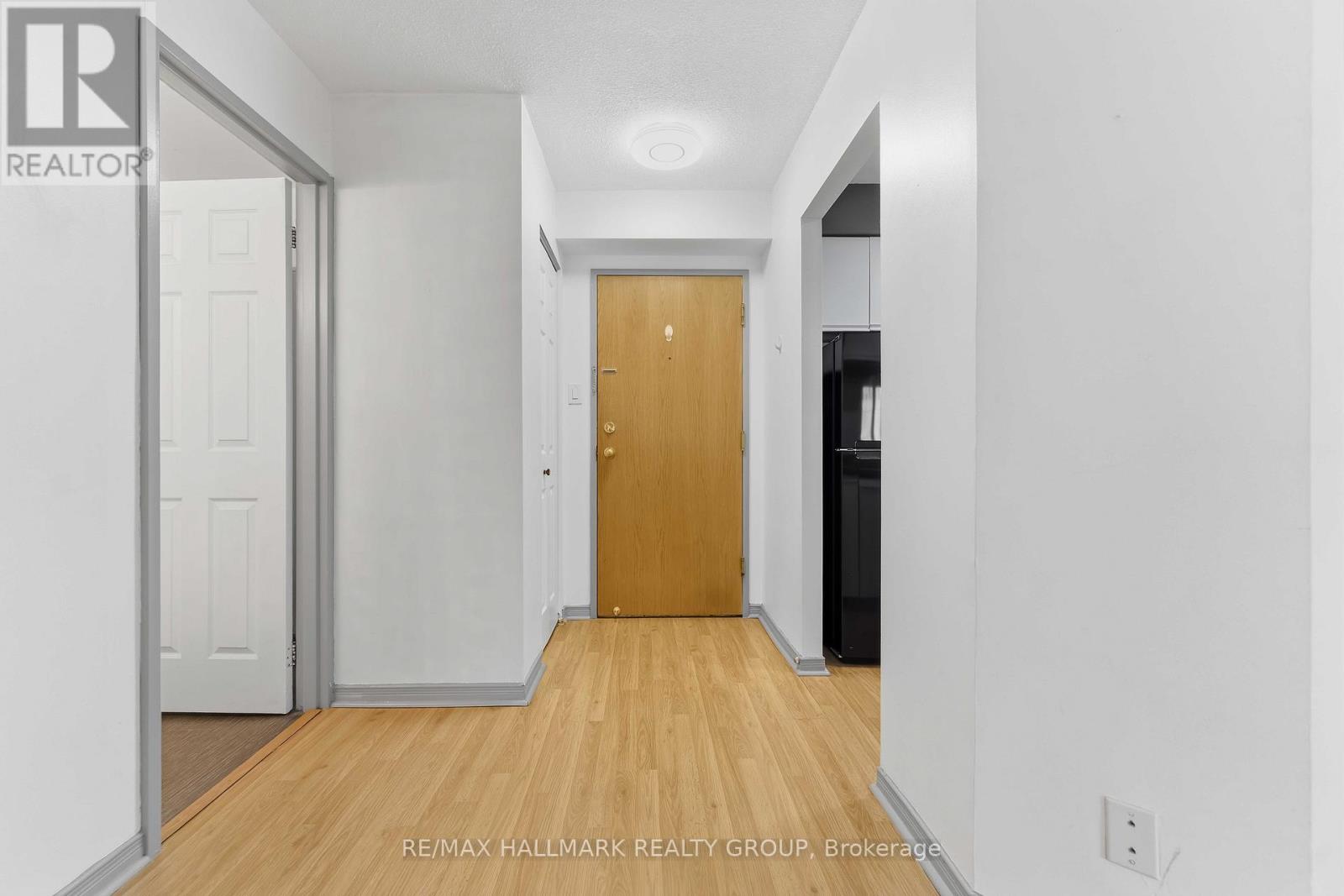 1602 - 199 Kent Street N, Ottawa, Ontario  K2P 2K8 - Photo 14 - X12981432